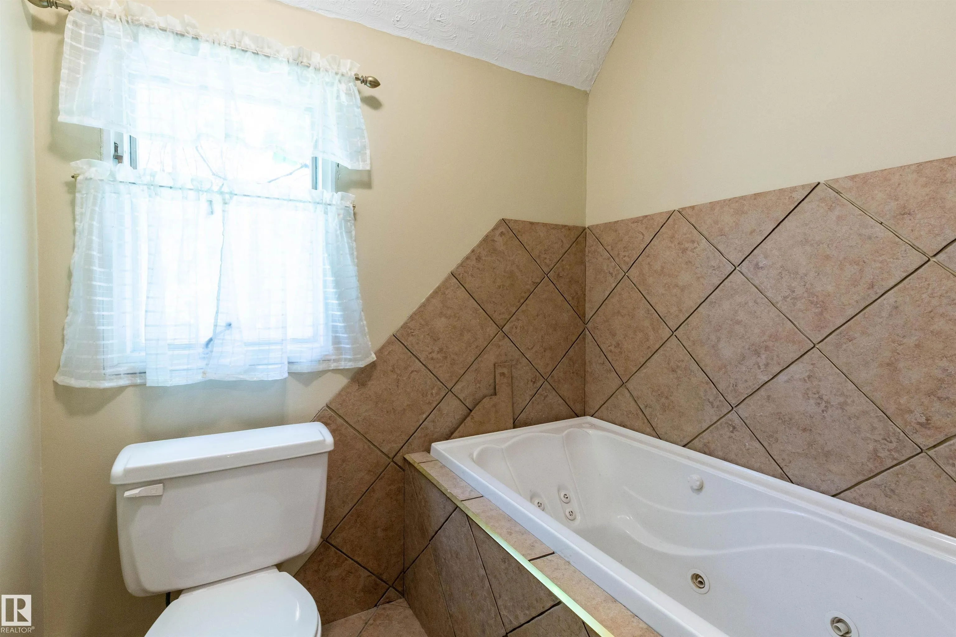 27019 TWP ROAD 514