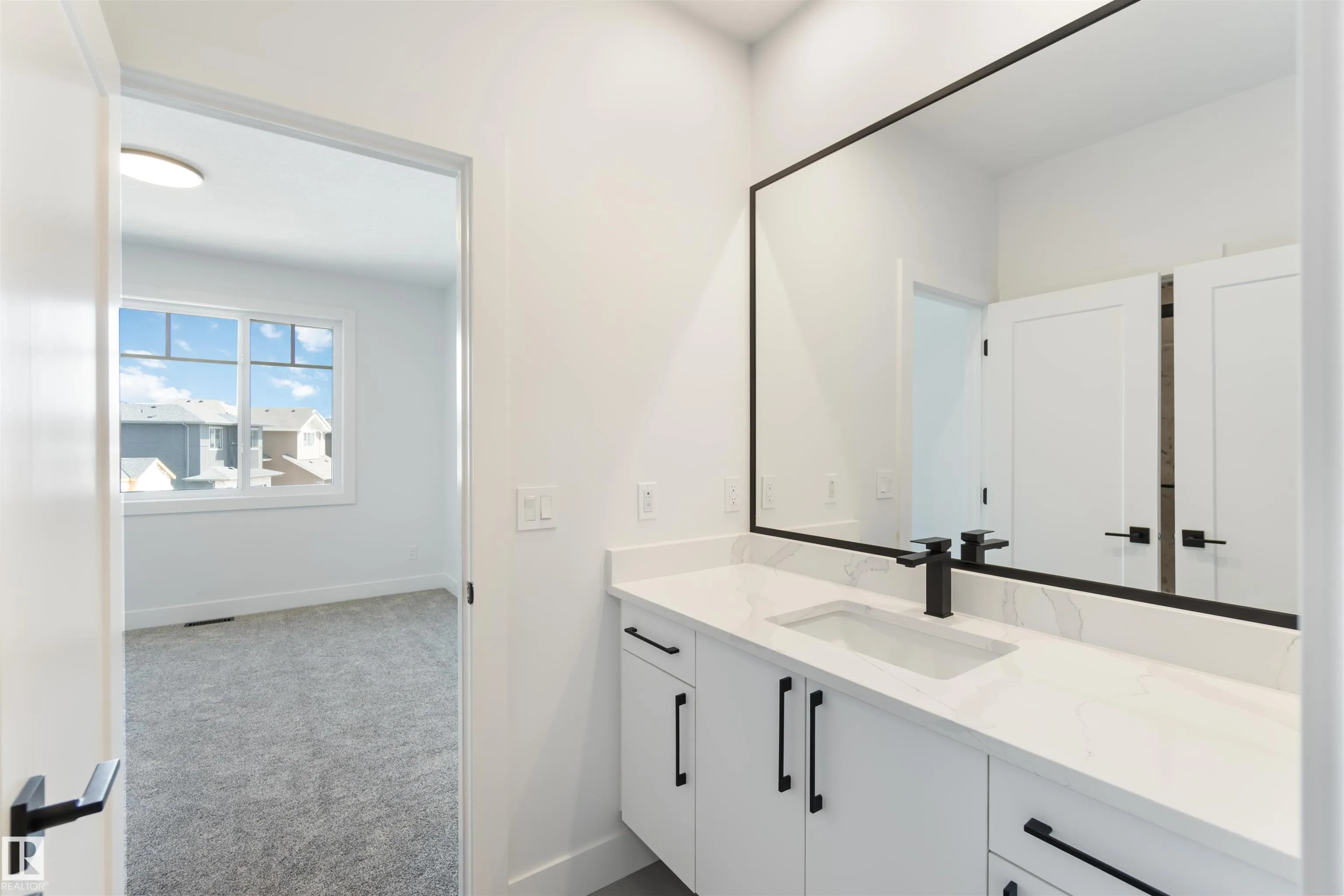 70 Eldridge Point