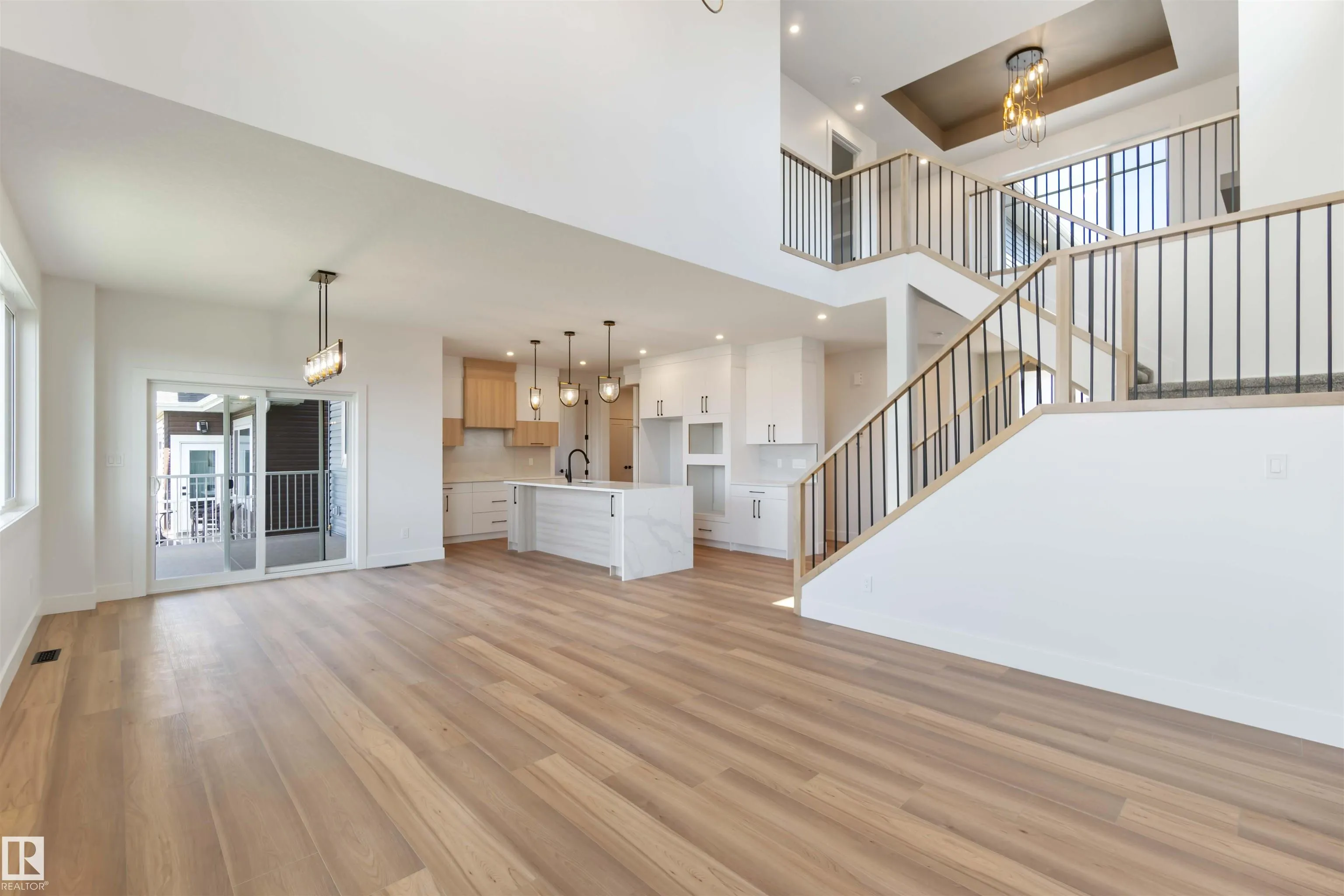 70 Eldridge Point