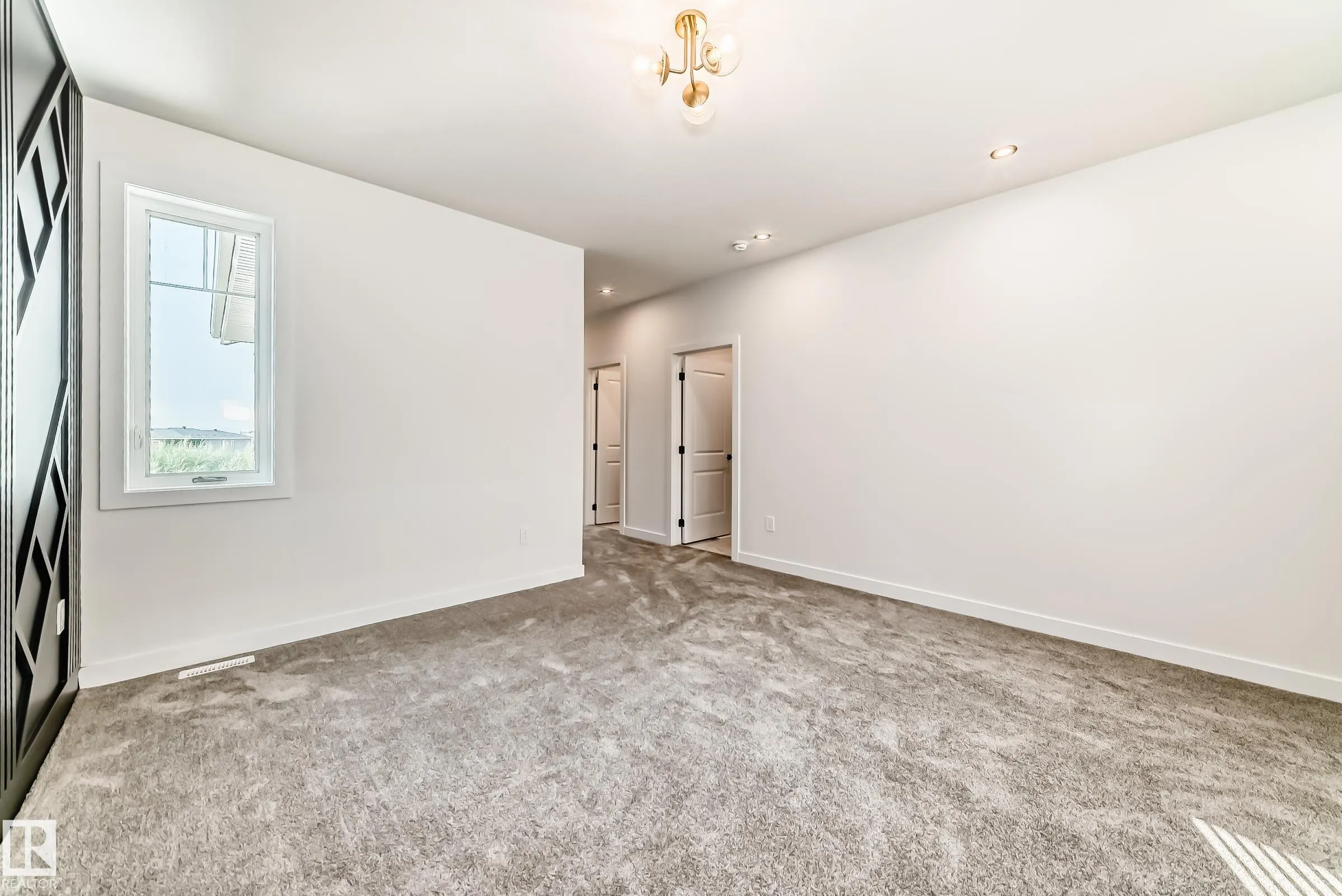 39 MEADOWGROVE Lane