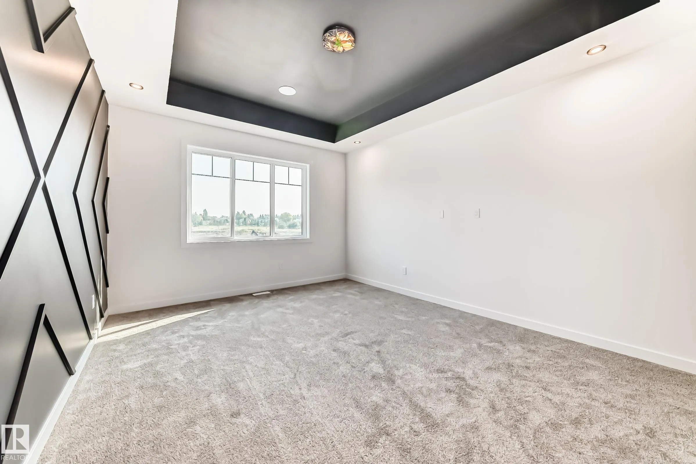 39 MEADOWGROVE Lane