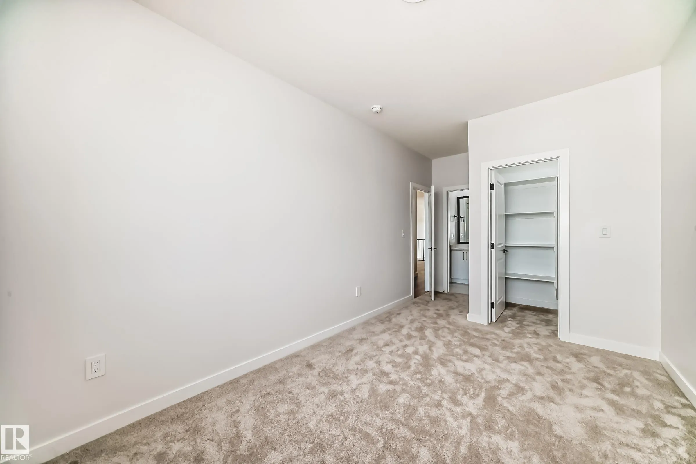 15 AXELWOOD Crescent