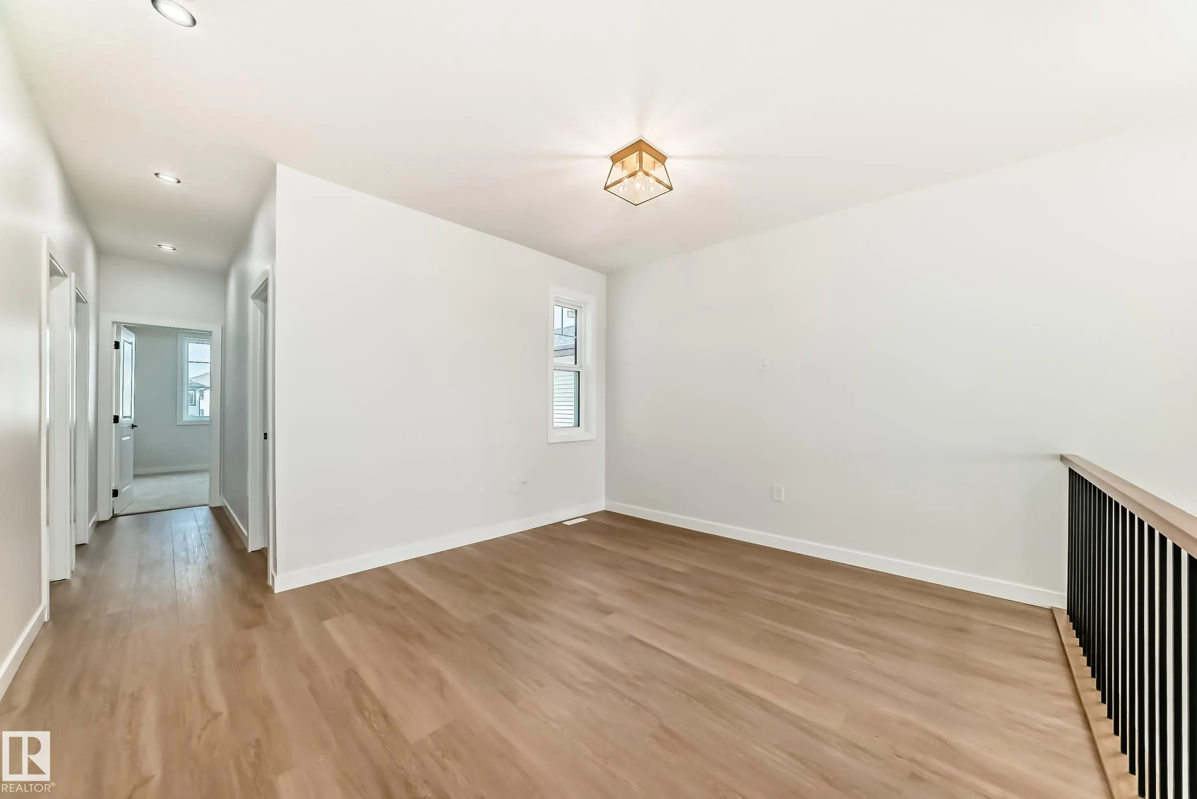 15 AXELWOOD Crescent