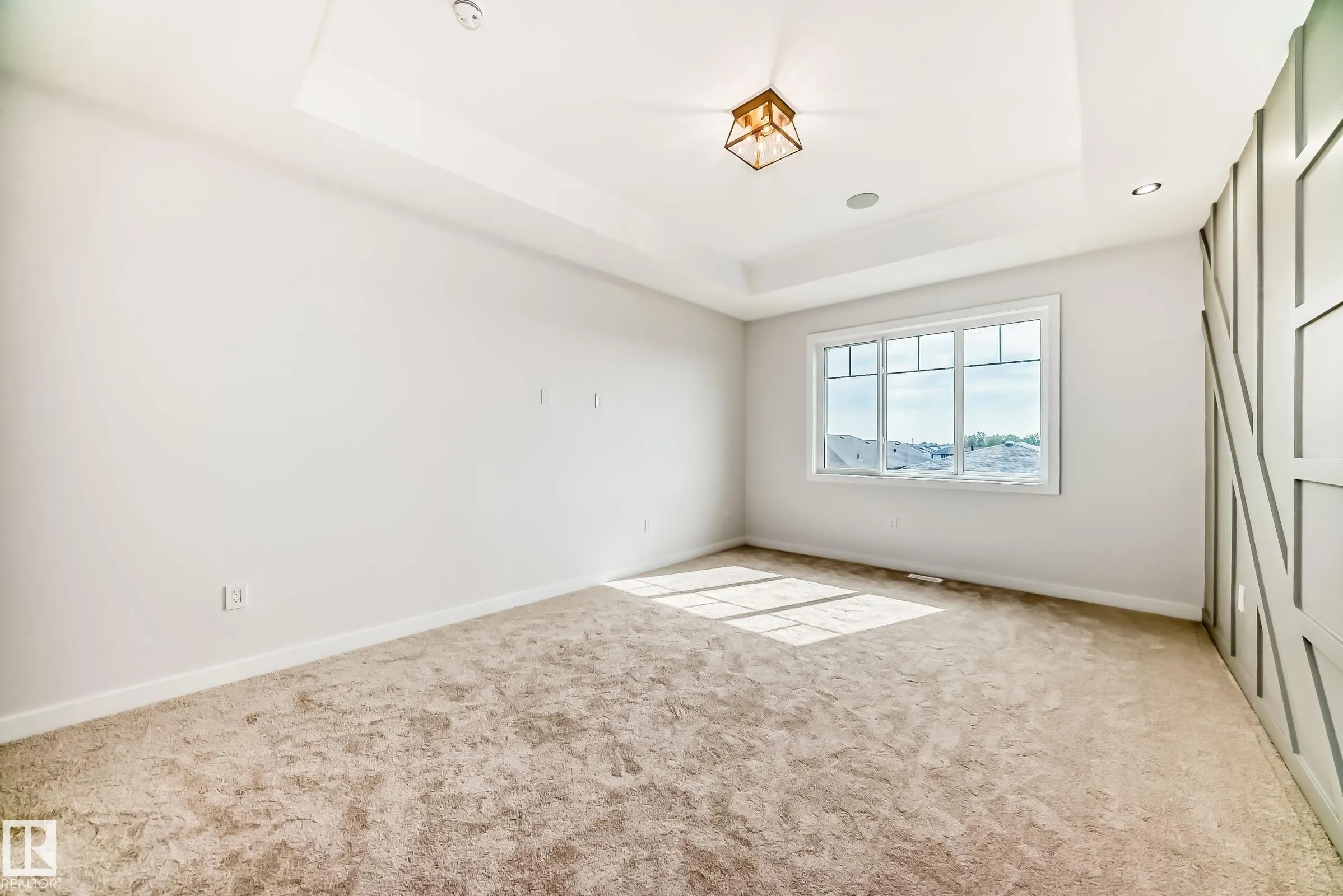 15 AXELWOOD Crescent