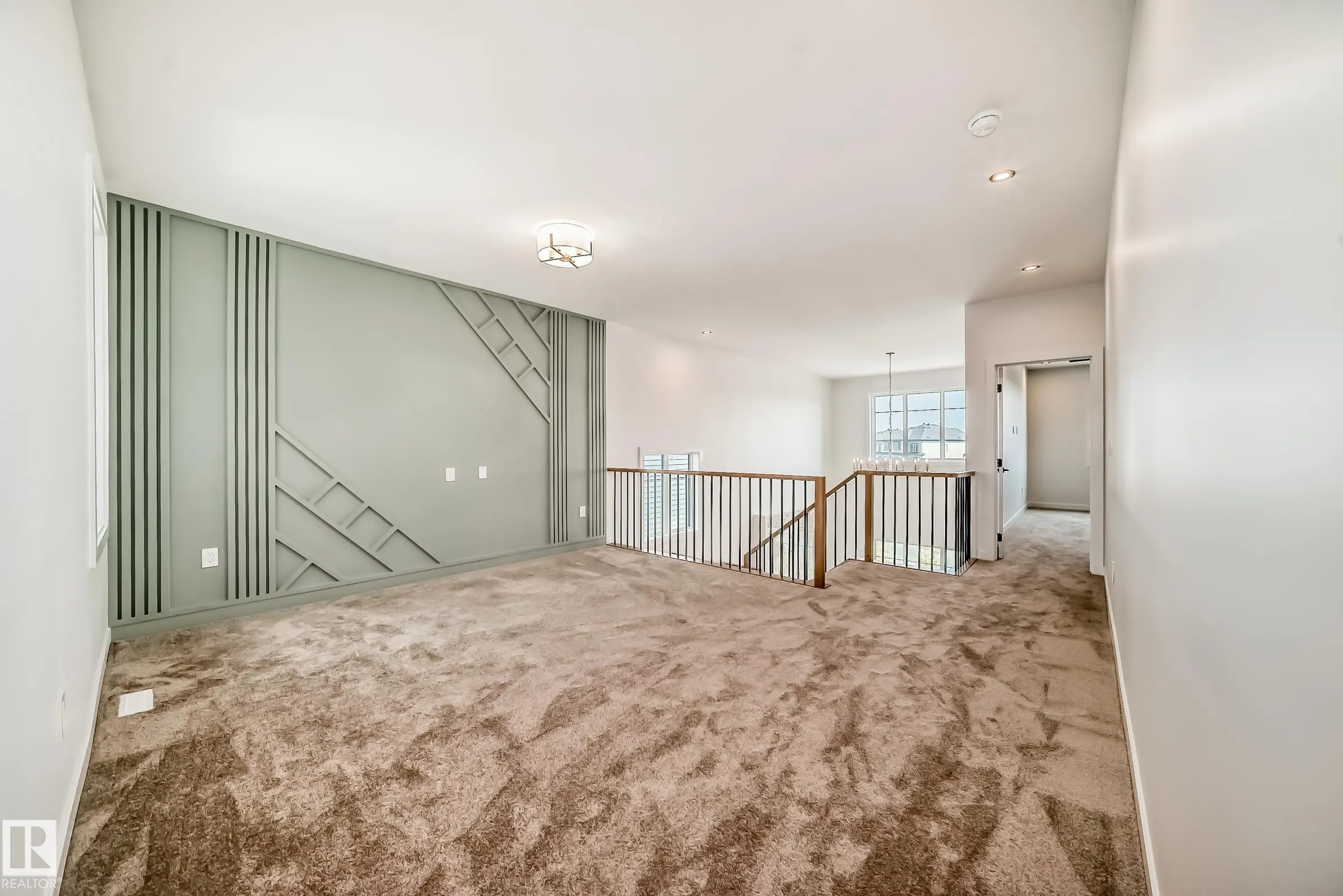 15 AXELWOOD Crescent