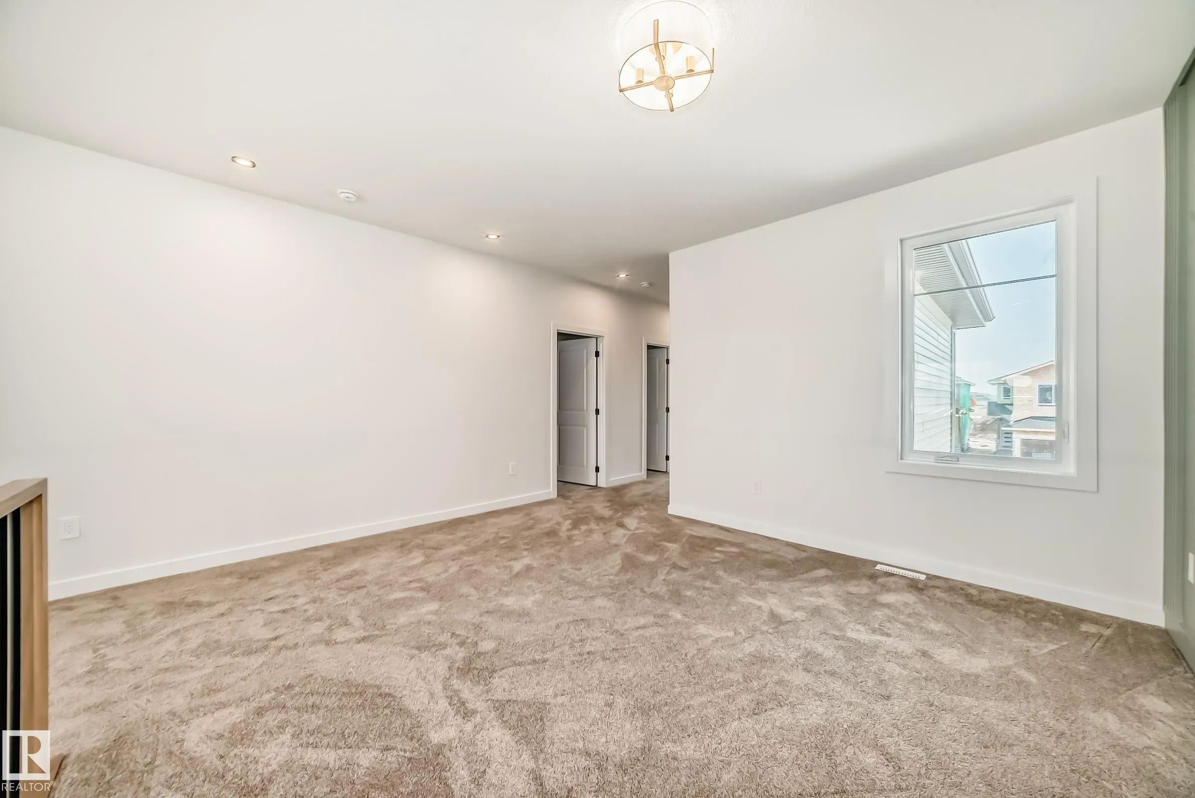 15 AXELWOOD Crescent