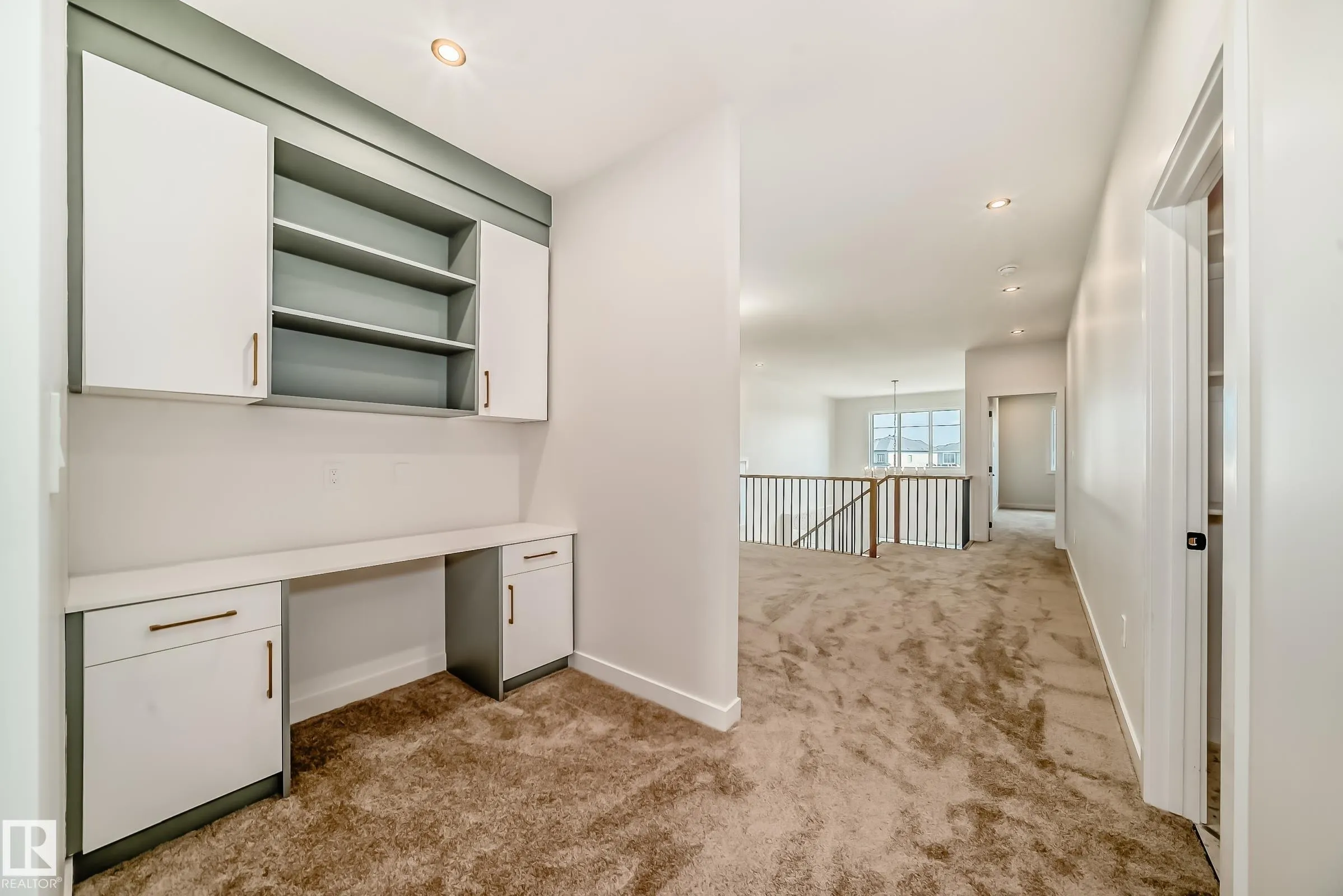 15 AXELWOOD Crescent