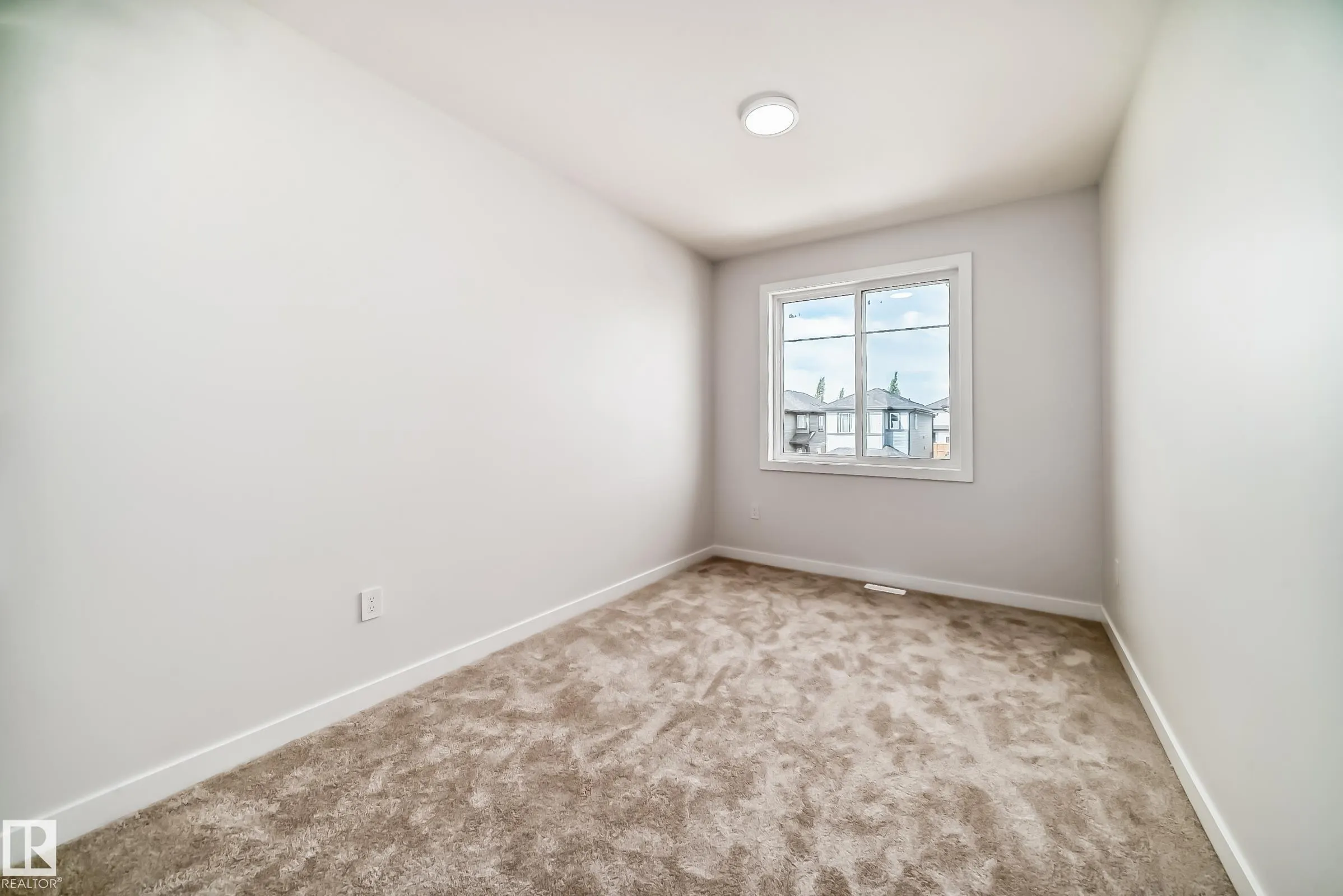 15 AXELWOOD Crescent