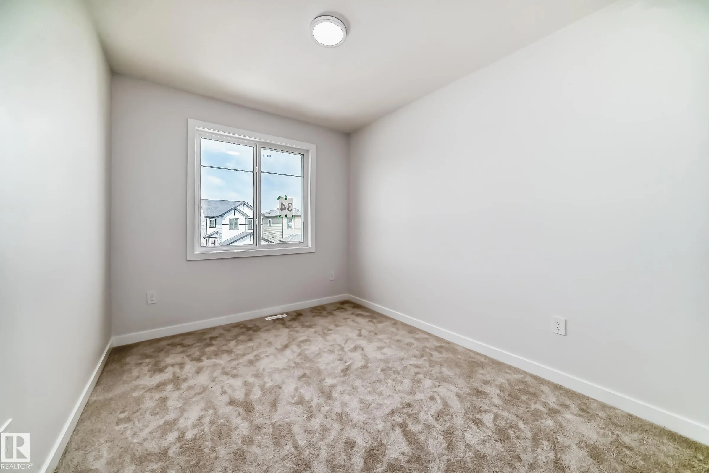 15 AXELWOOD Crescent