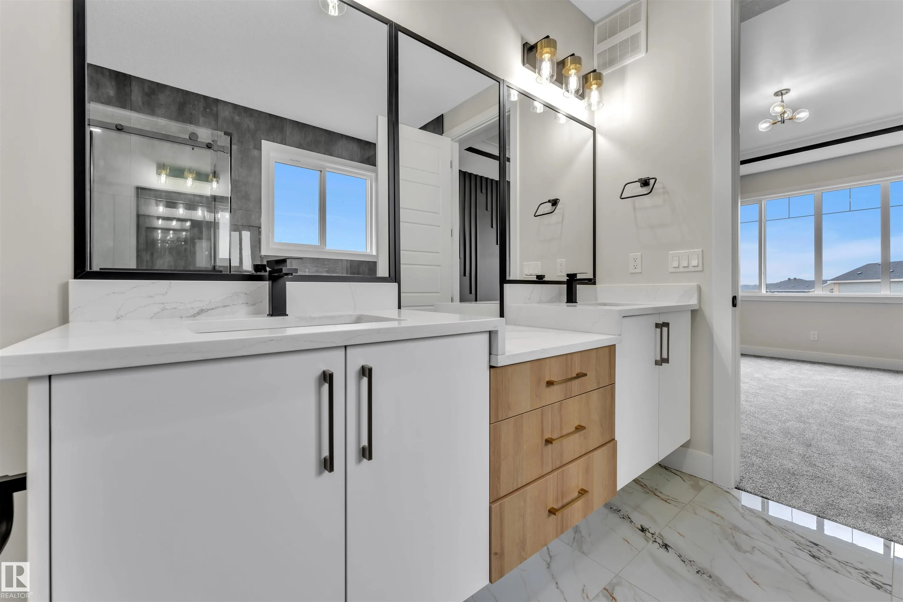 4310 35 ST