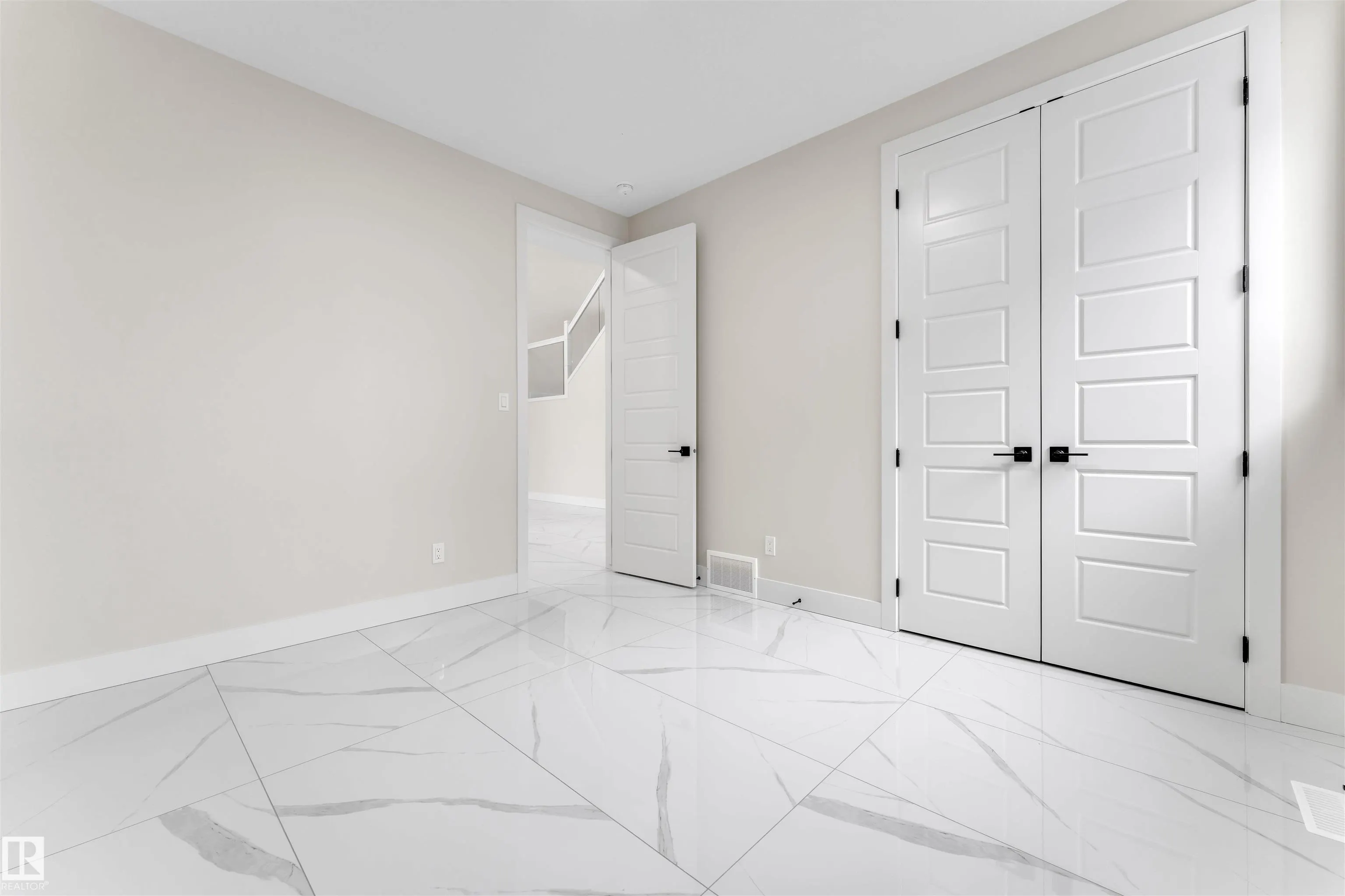 4310 35 ST