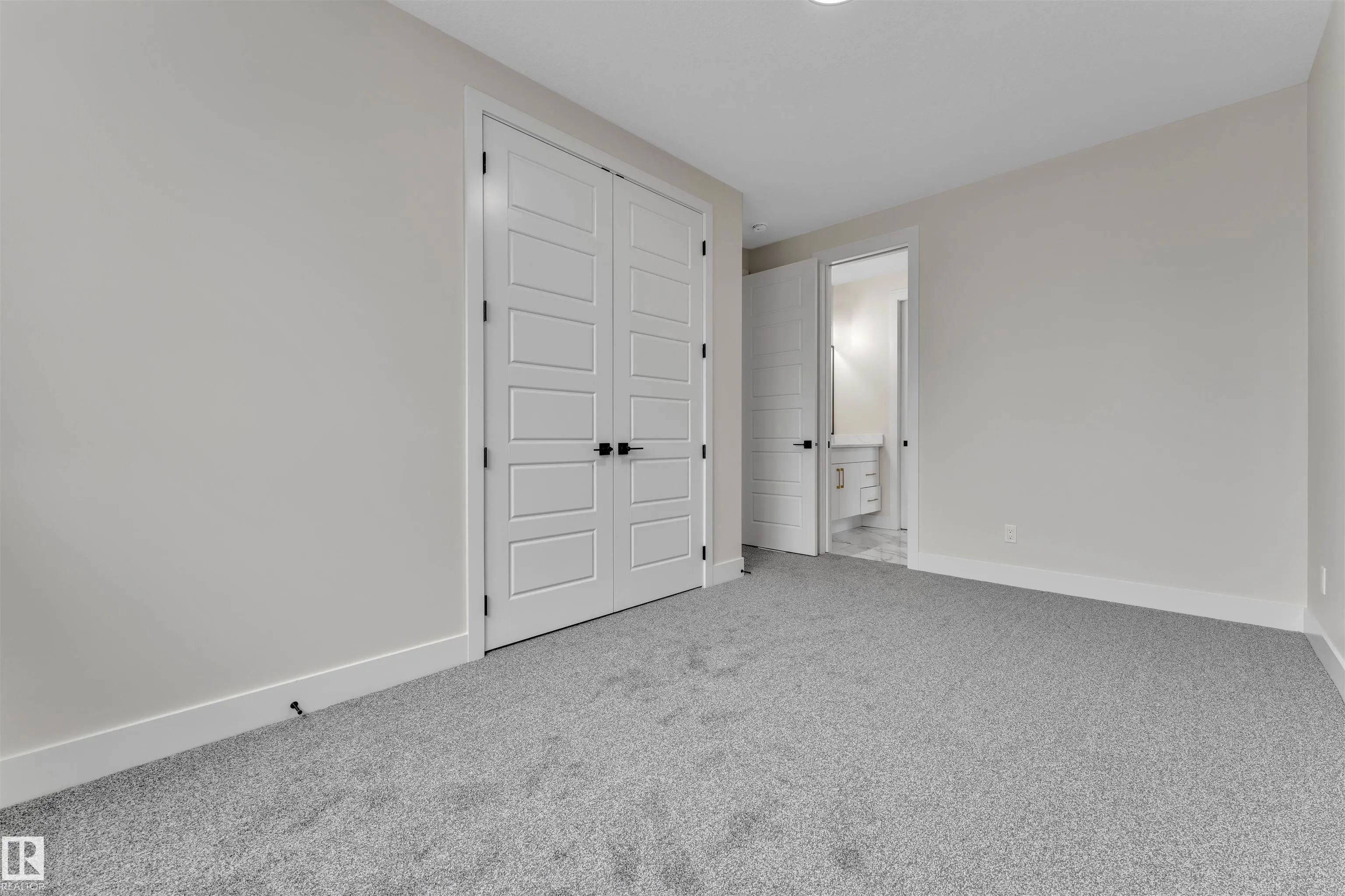 4310 35 ST