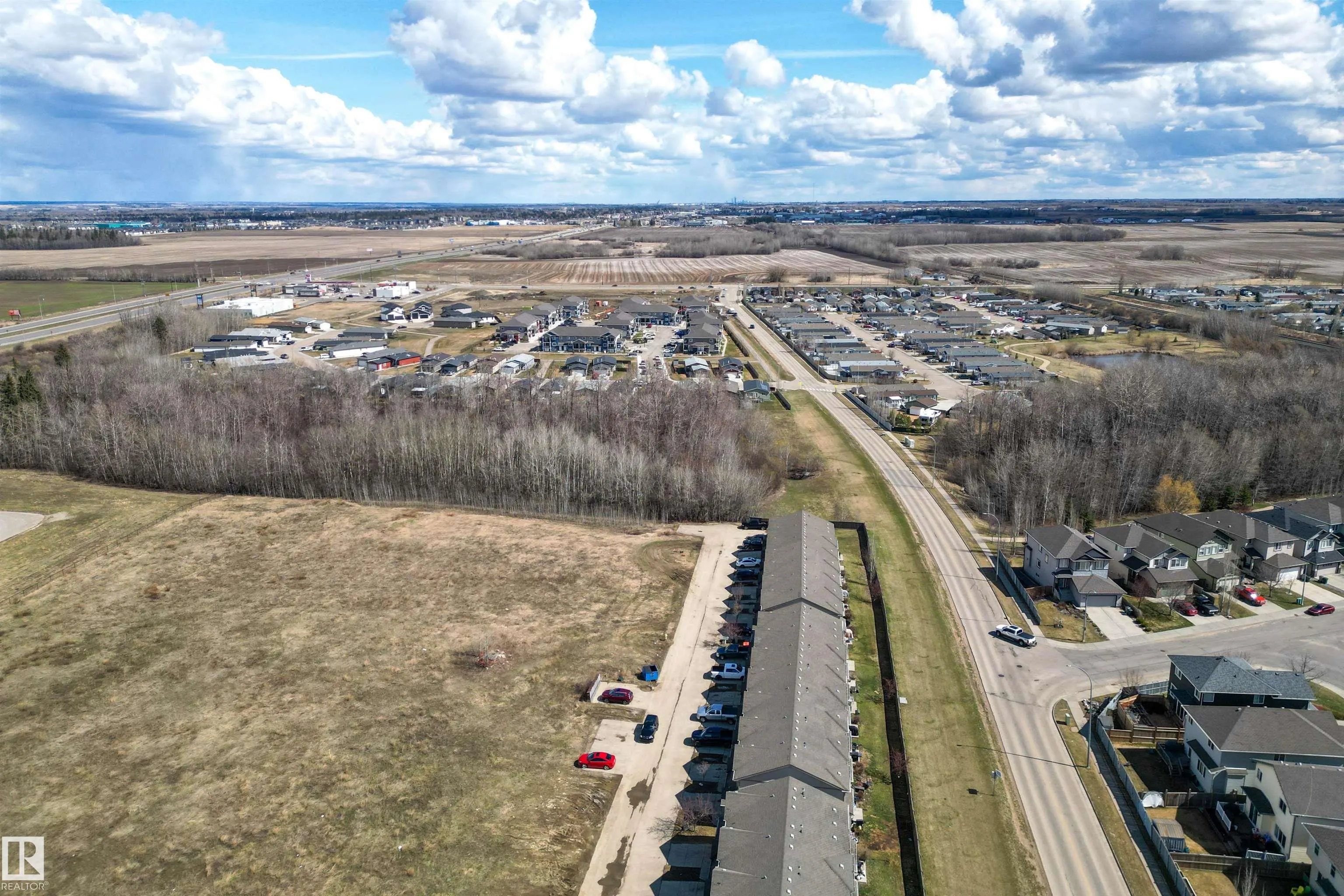 109 SANDSTONE Estates