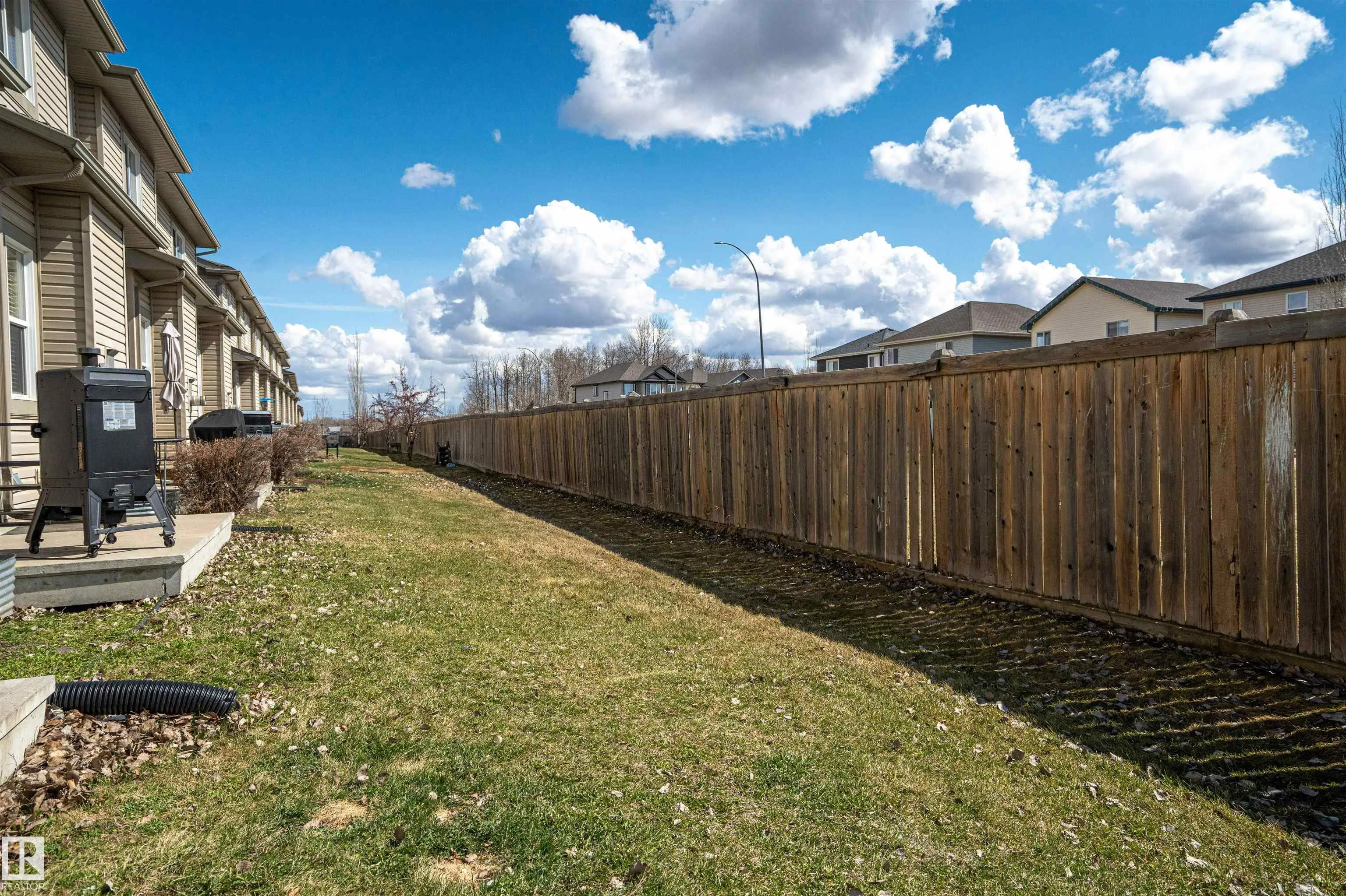 109 SANDSTONE Estates