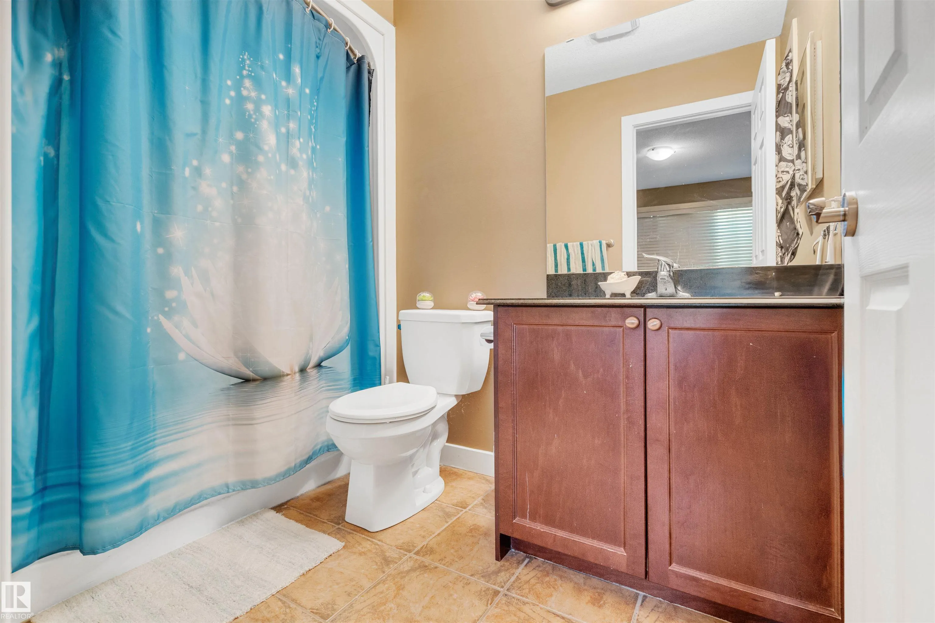 109 SANDSTONE Estates