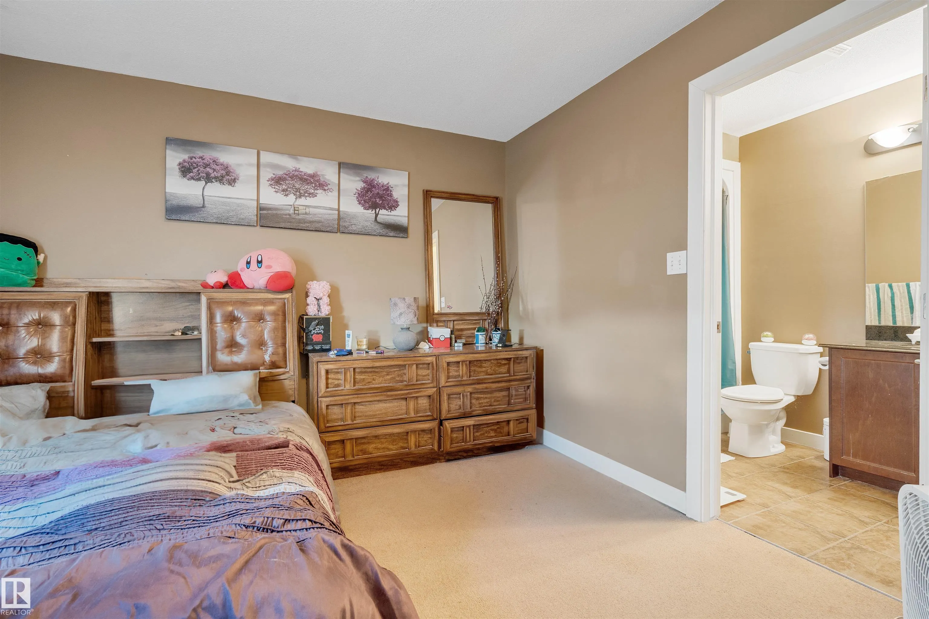 109 SANDSTONE Estates