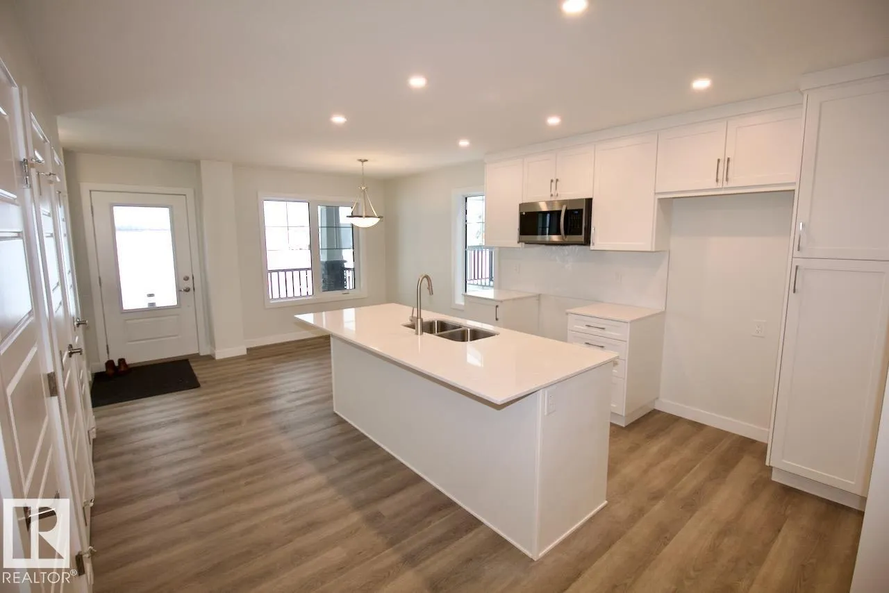 1045 HELEN LAVENDER LANE Lane