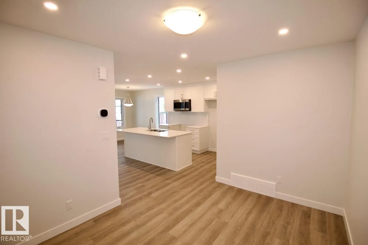 1045 HELEN LAVENDER LANE Lane