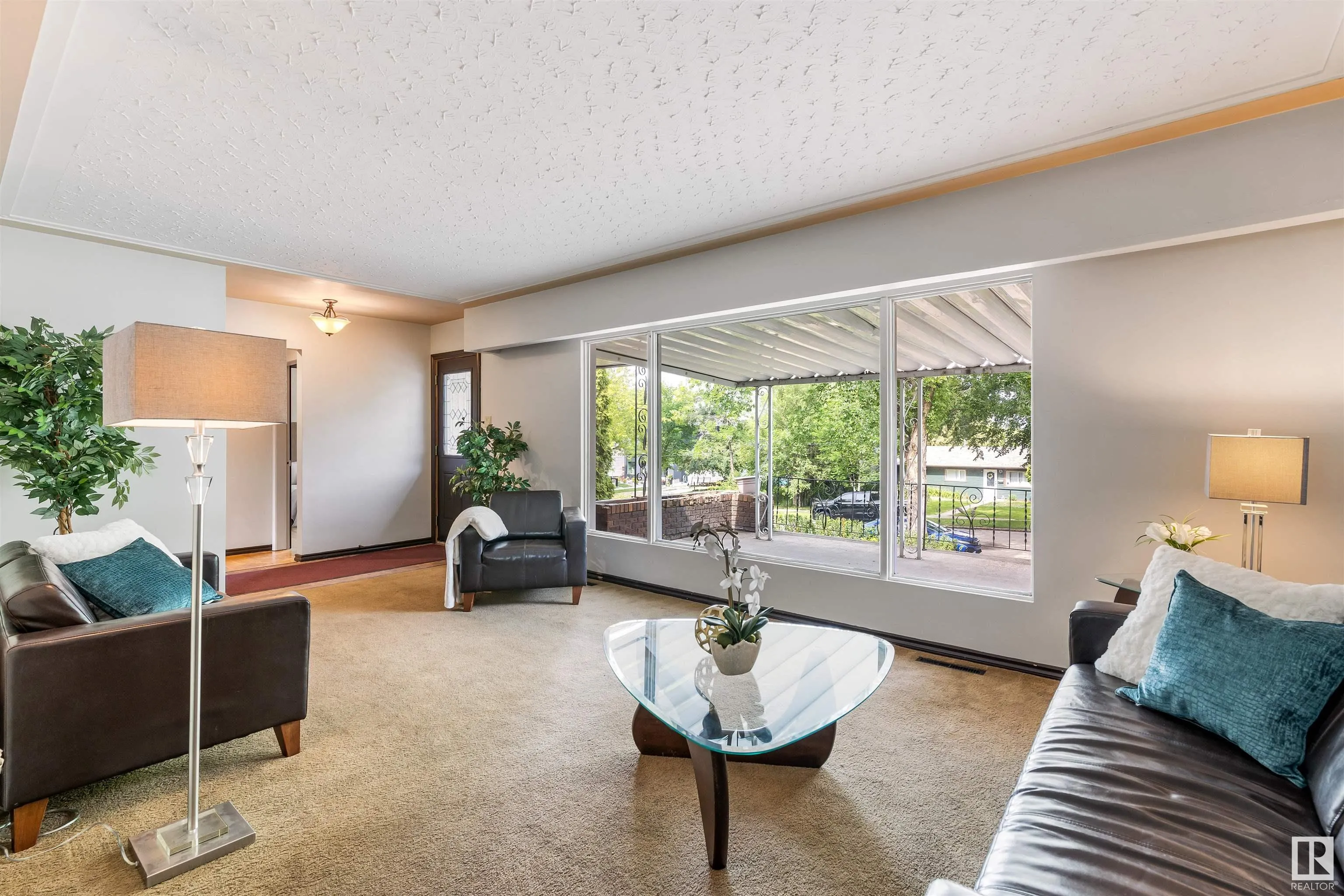 52 BELMONT Drive