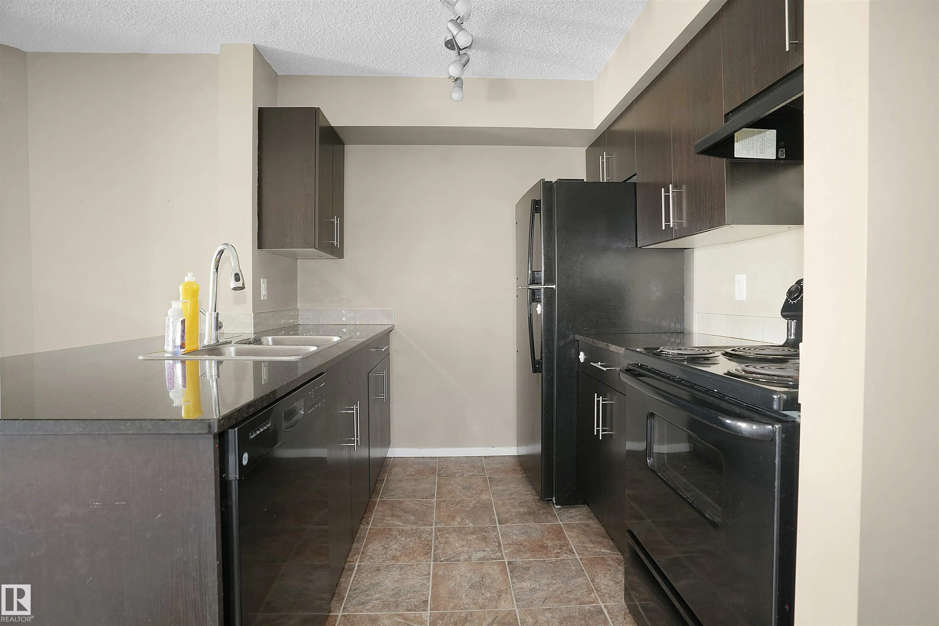 3315 JAMES MOWATT Trail