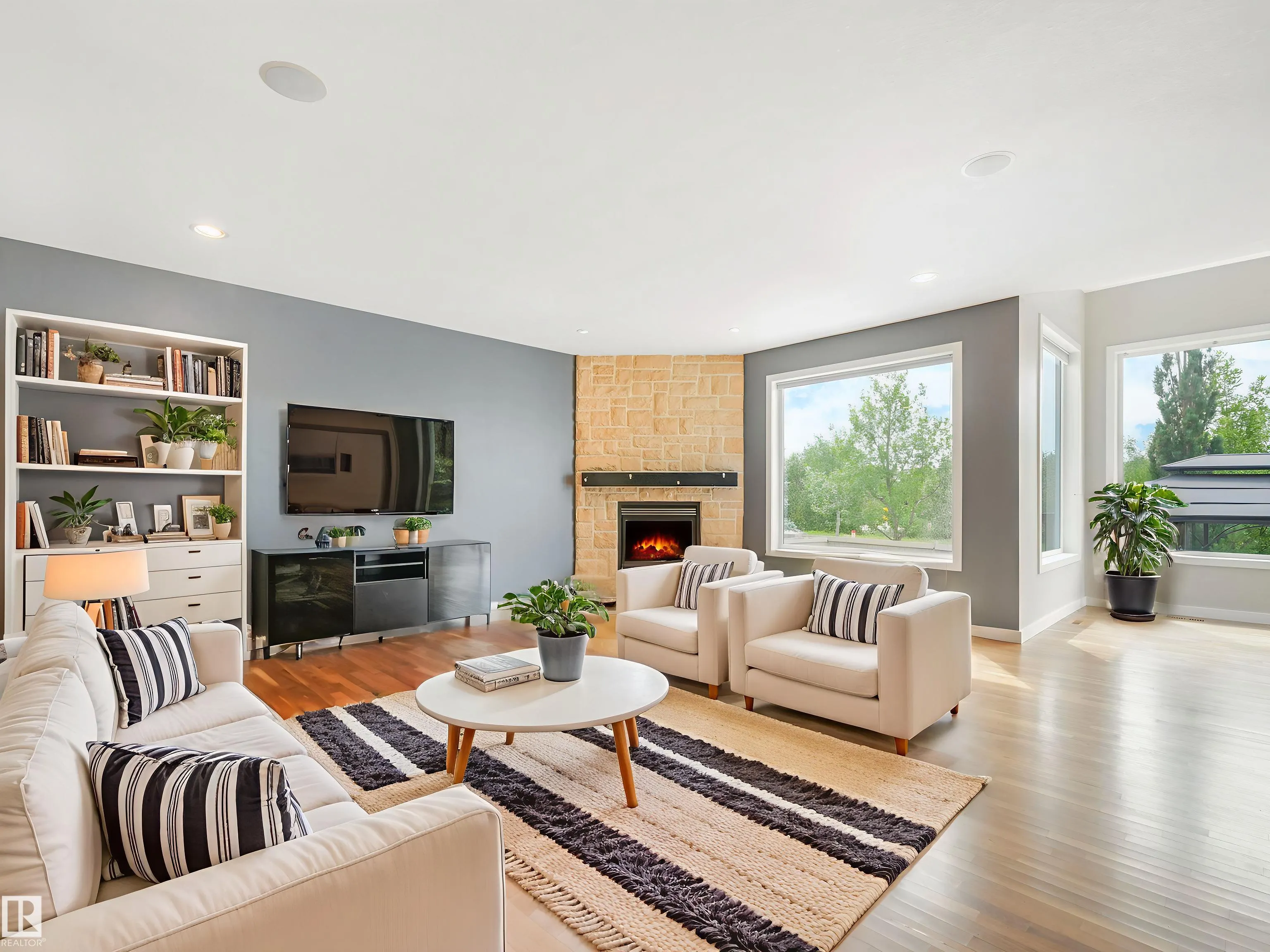 55 RIDGELAND Point(e)