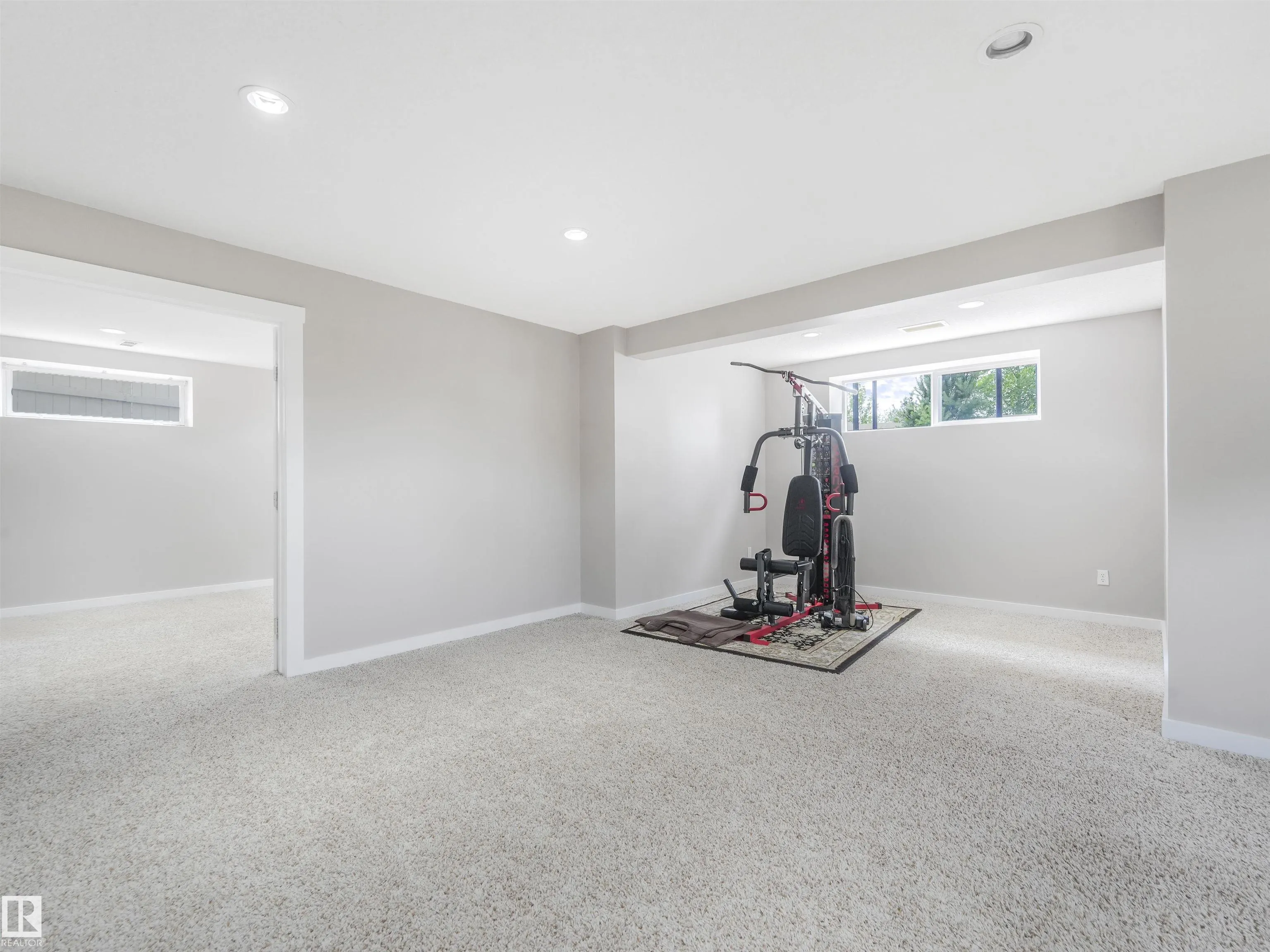 55 RIDGELAND Point(e)