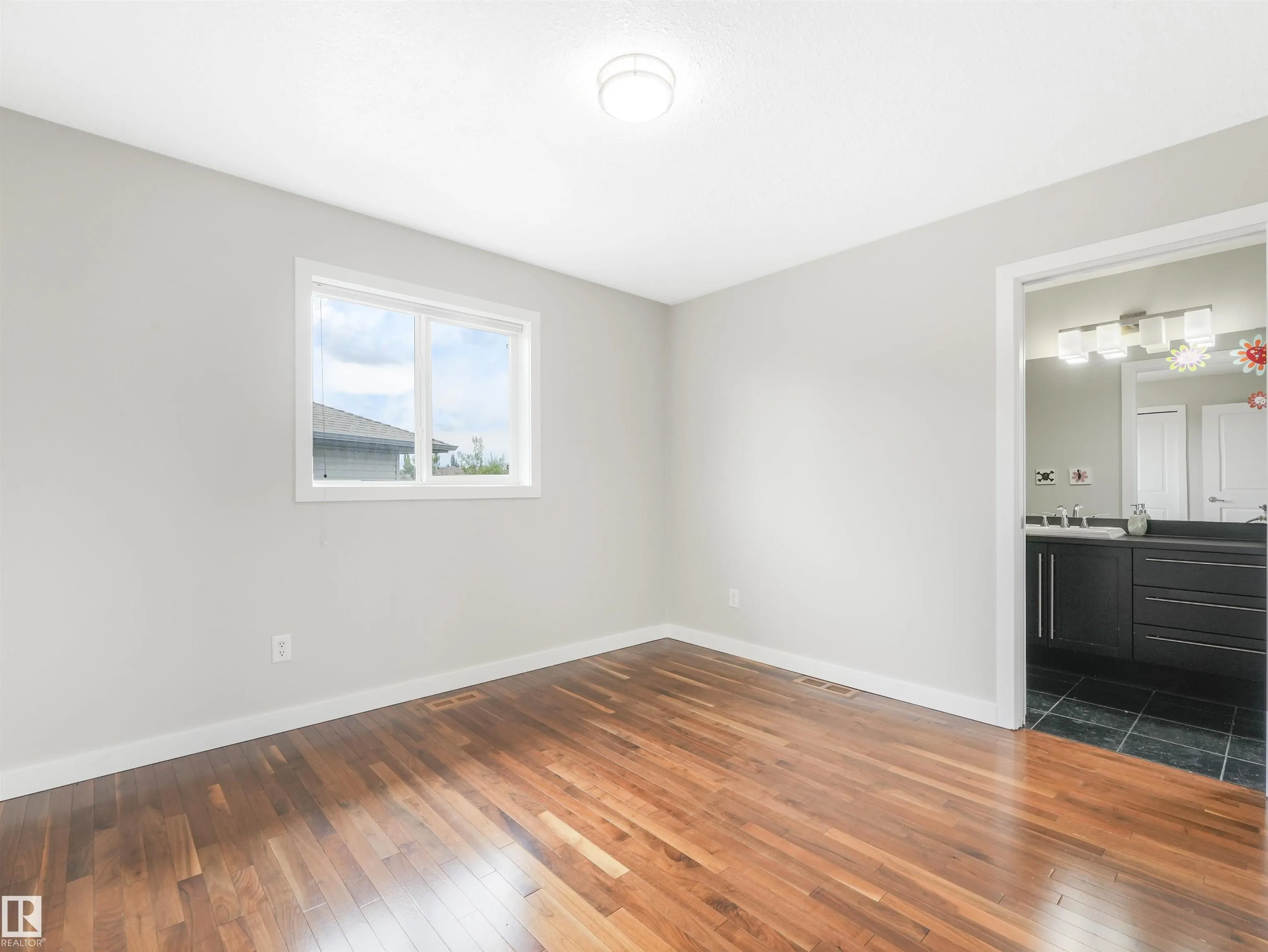 55 RIDGELAND Point(e)