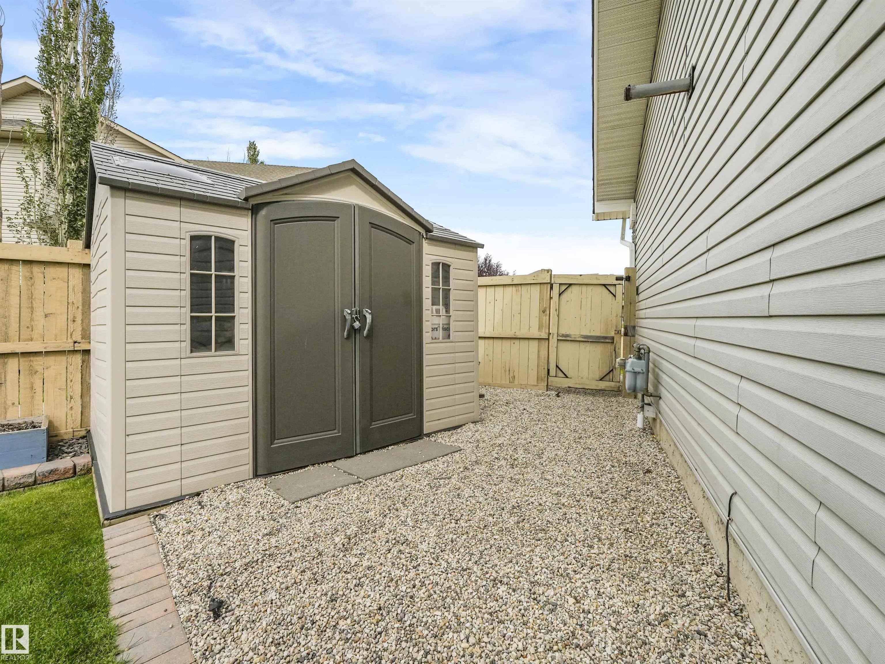 55 RIDGELAND Point(e)