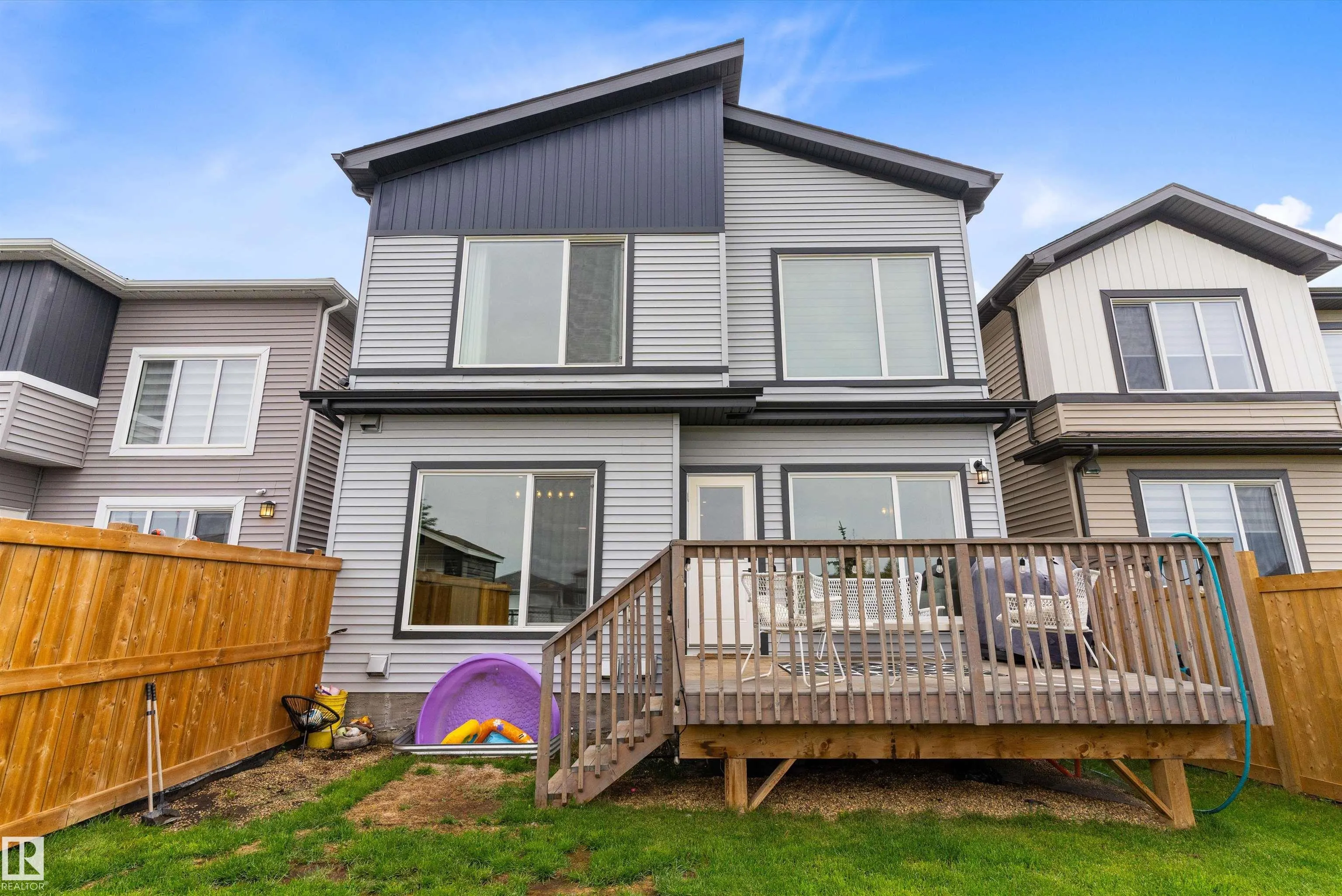 1028 BERG Place