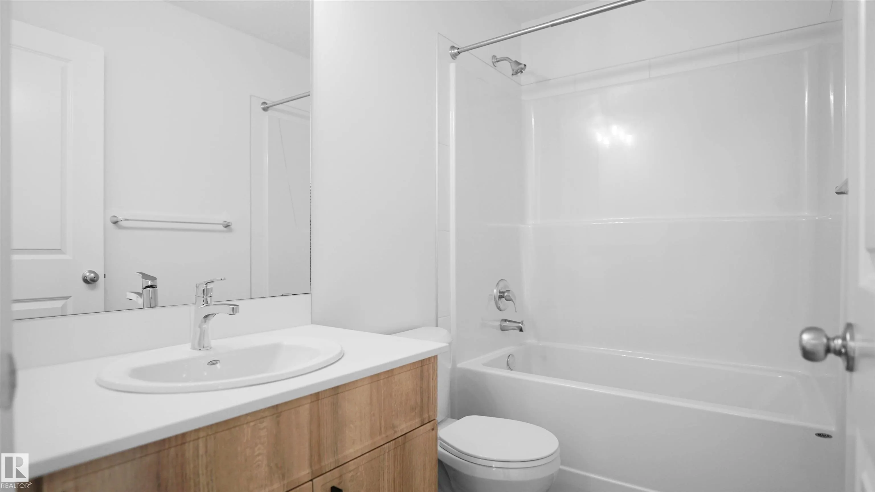 248 Savoy Crescent