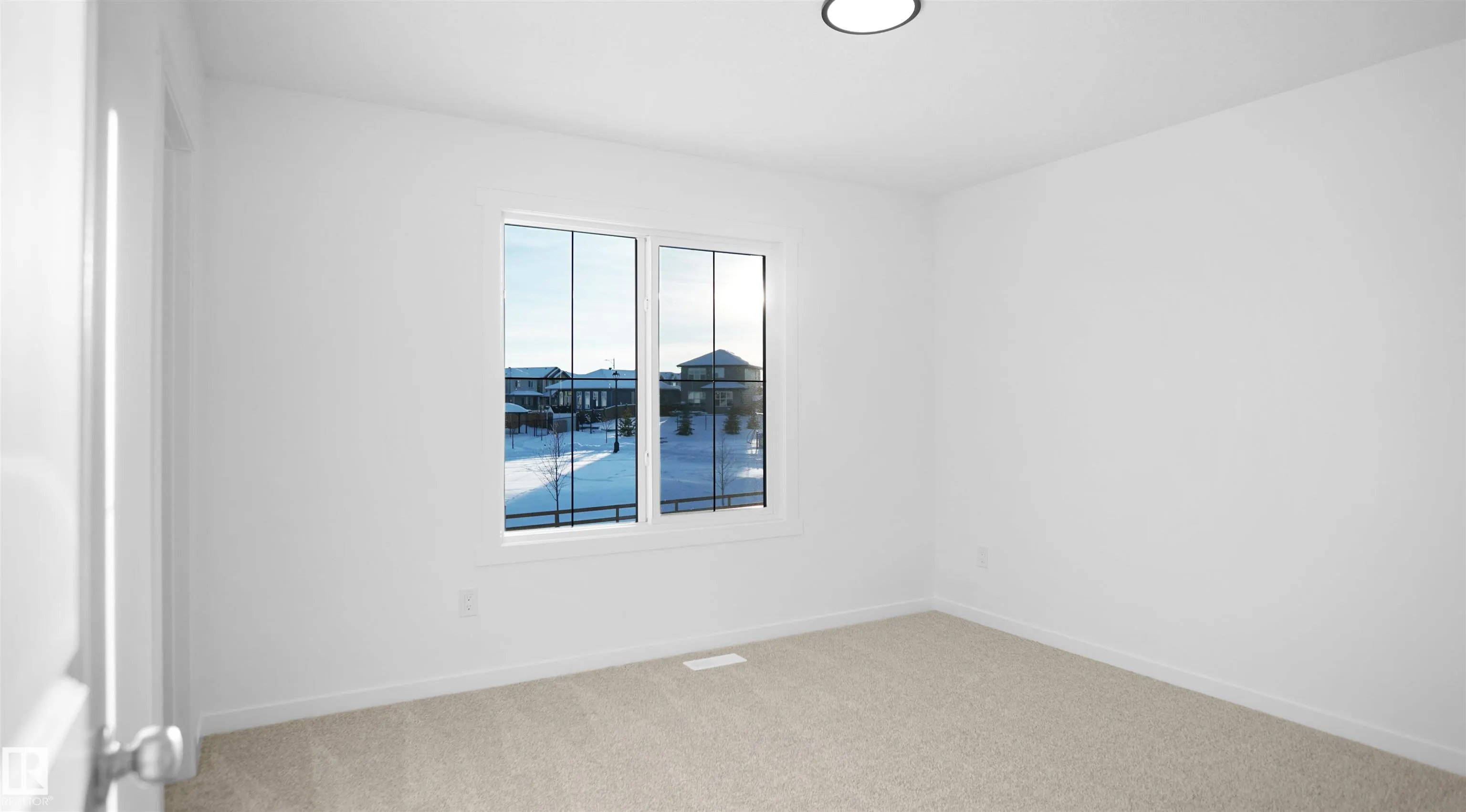 248 Savoy Crescent