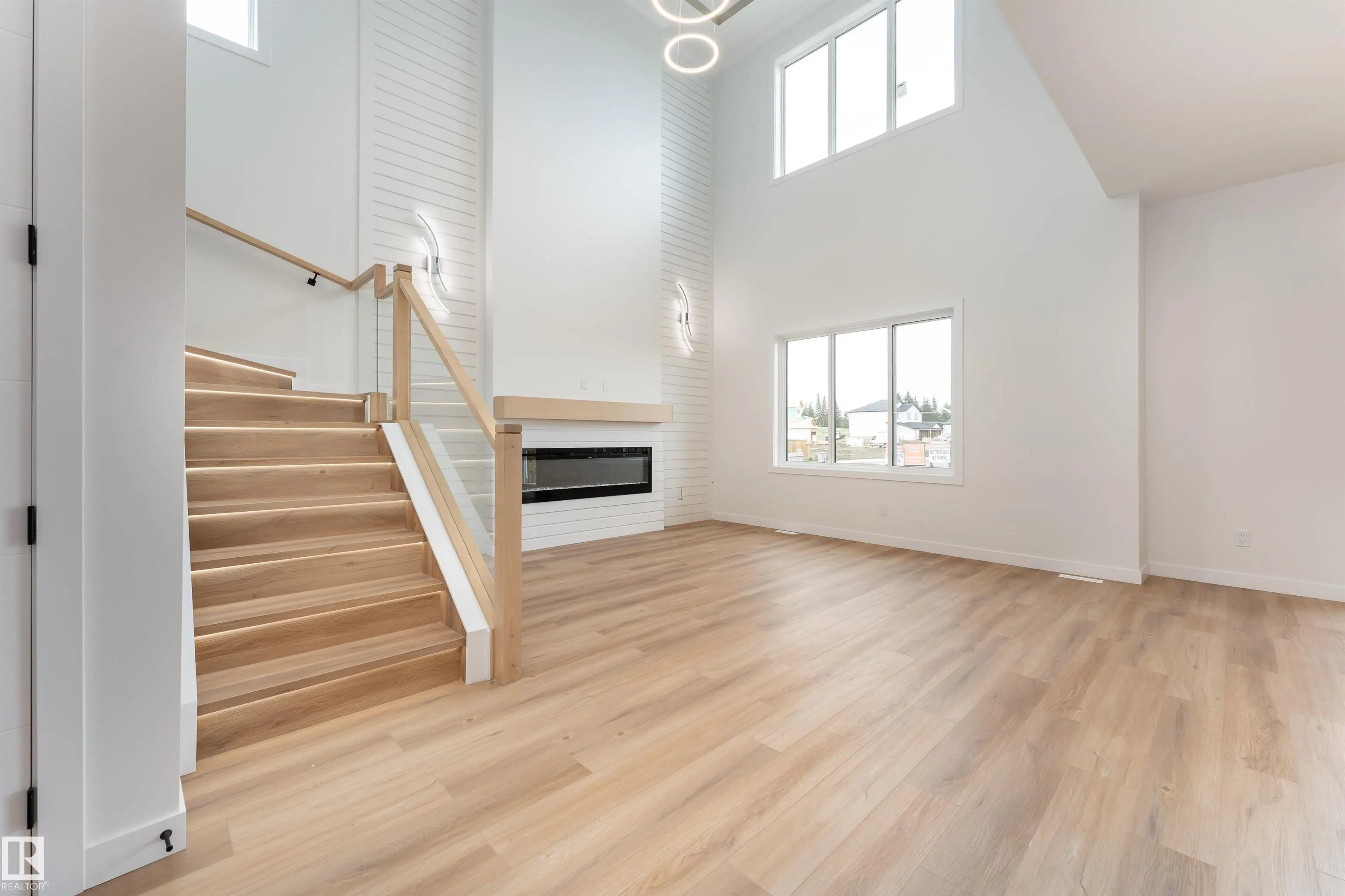 147 GRAYBRIAR Drive