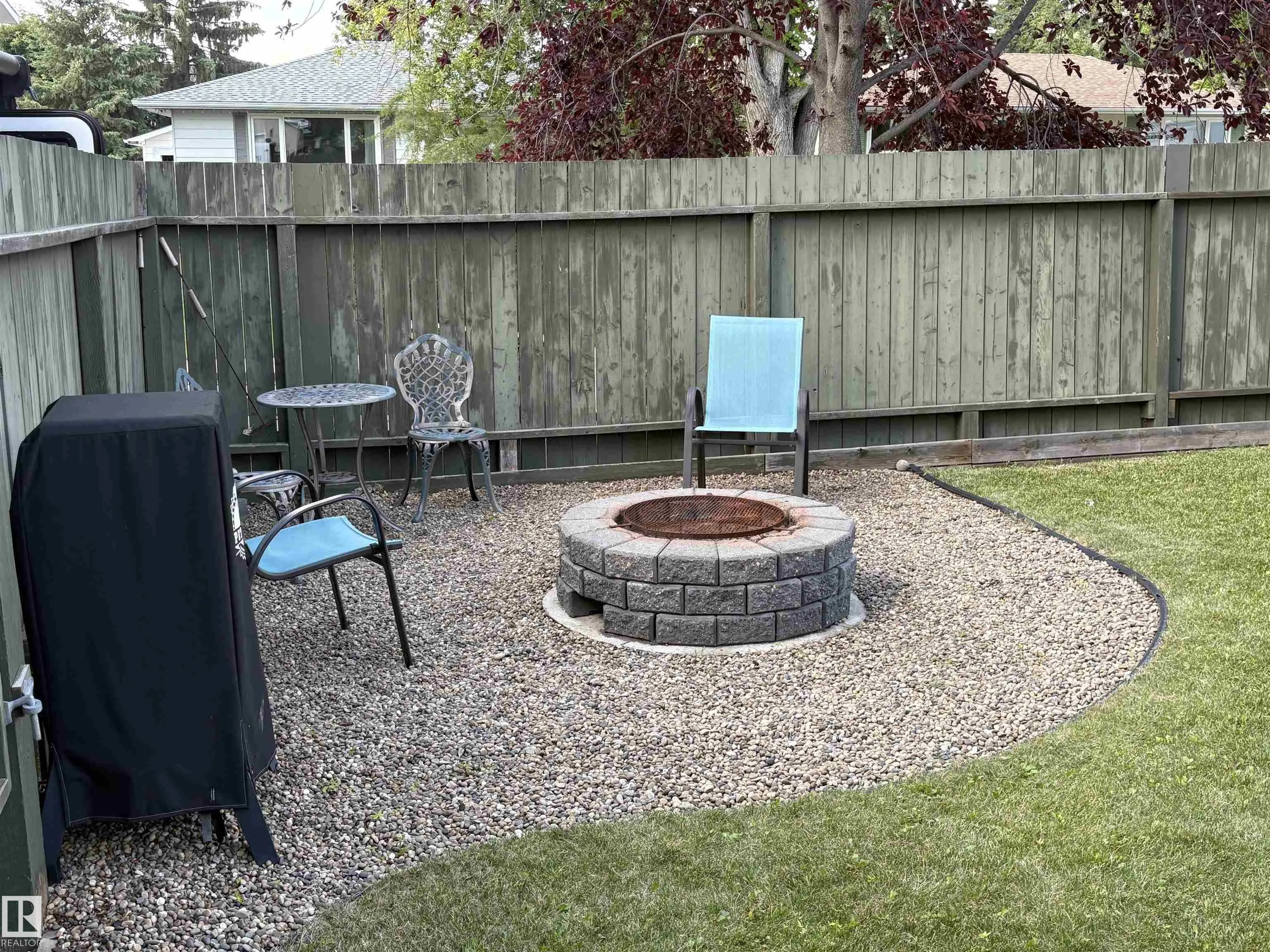 1010 Lueders Crescent