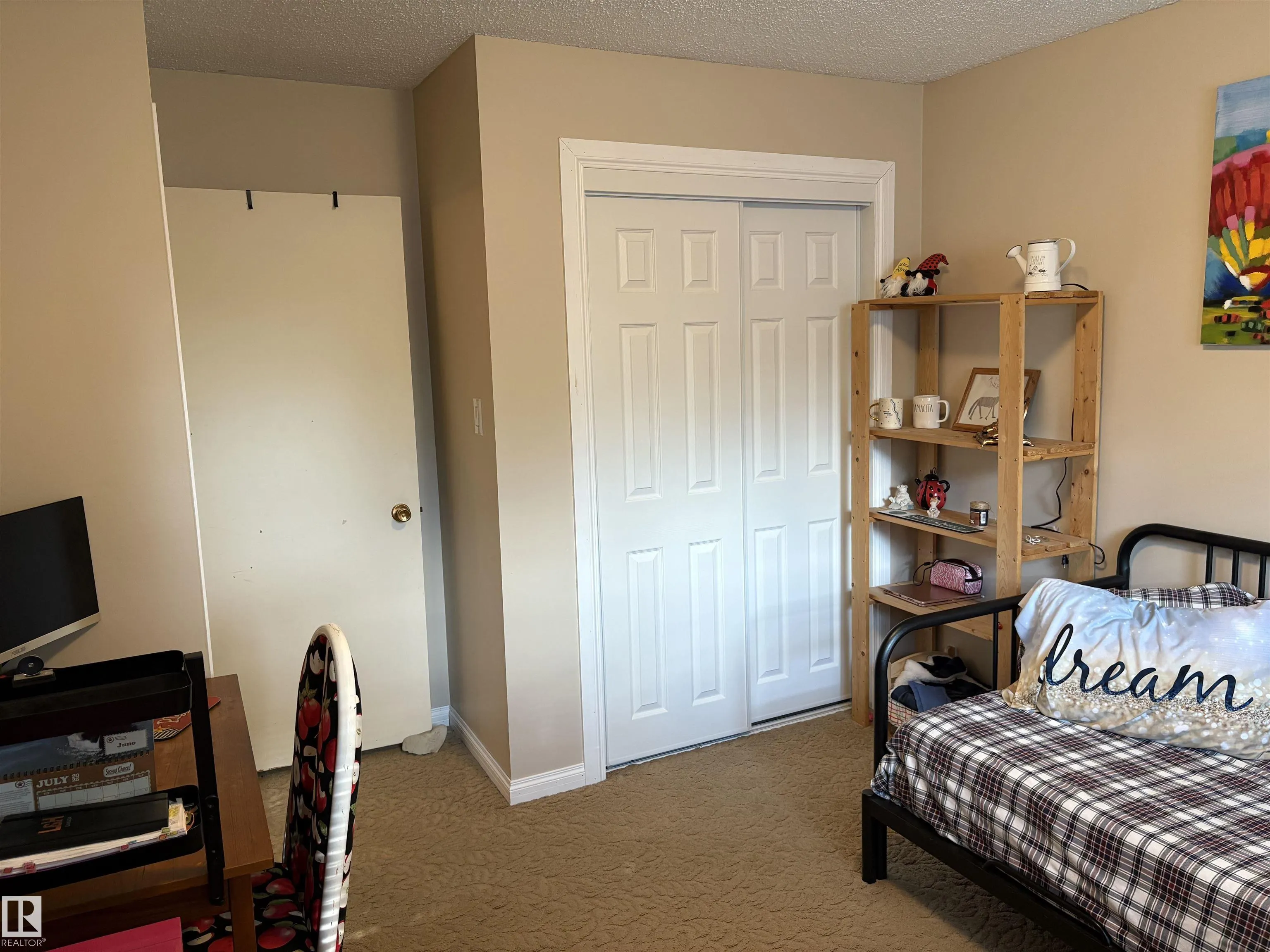 1010 Lueders Crescent