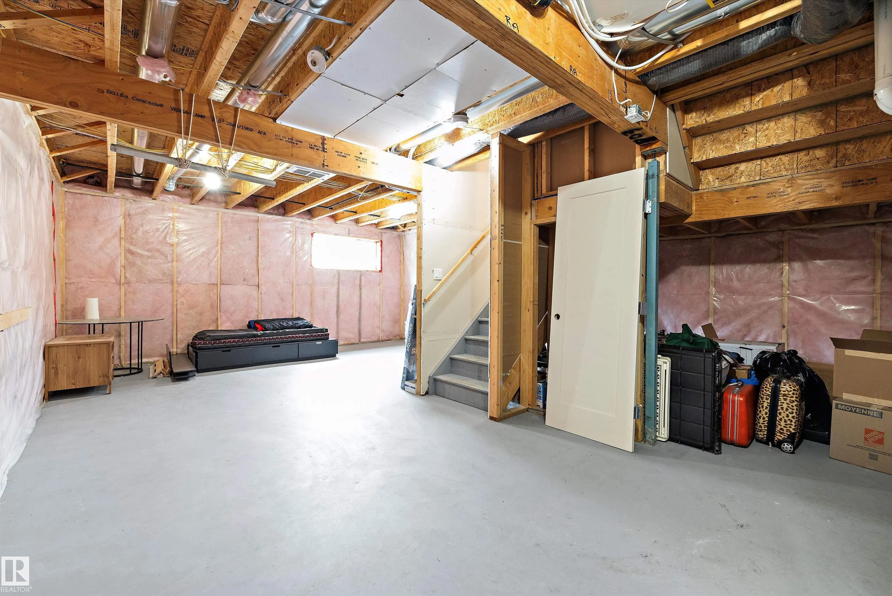 48 SIERRA Wynd