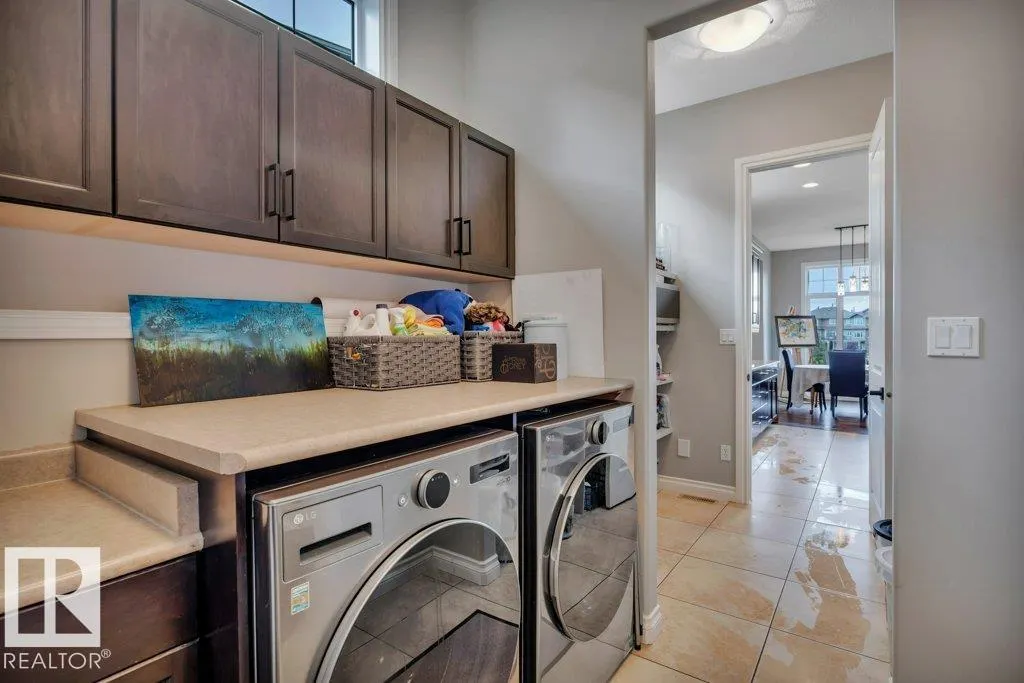 3262 WHITELAW Drive
