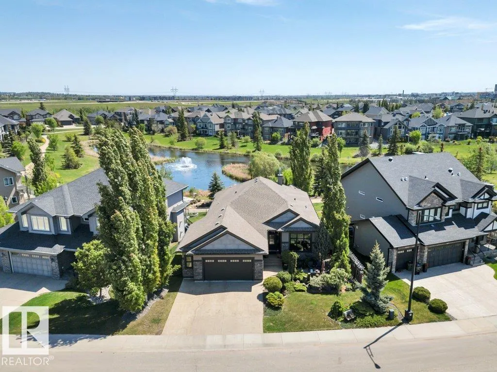 3262 WHITELAW Drive