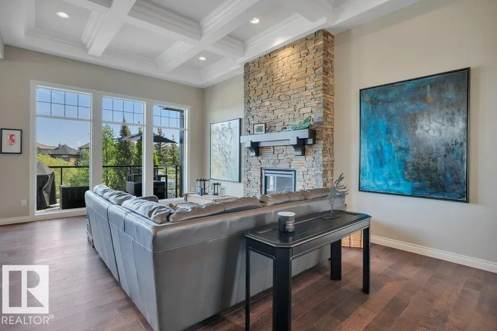 3262 WHITELAW Drive