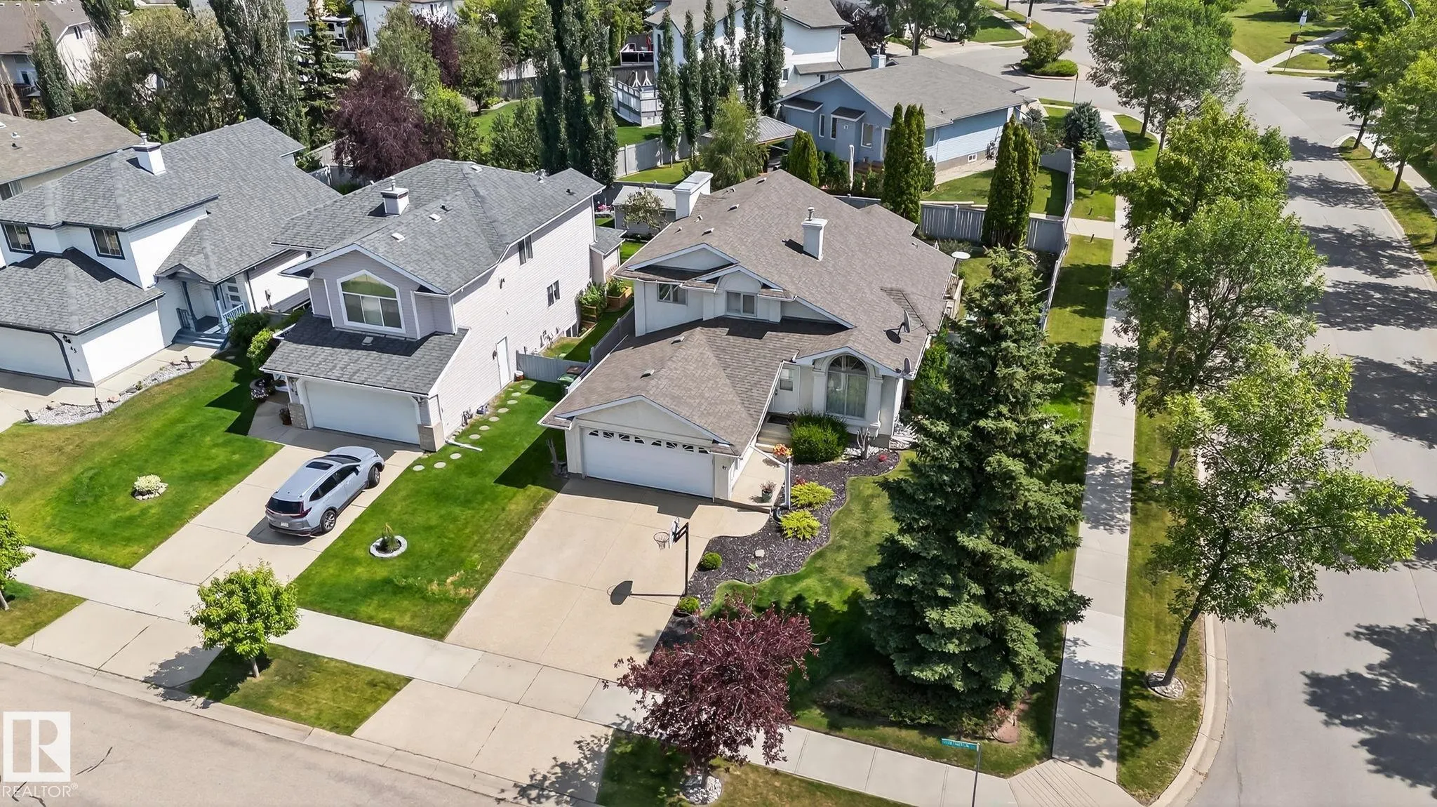 47 HUNTINGTON Crescent