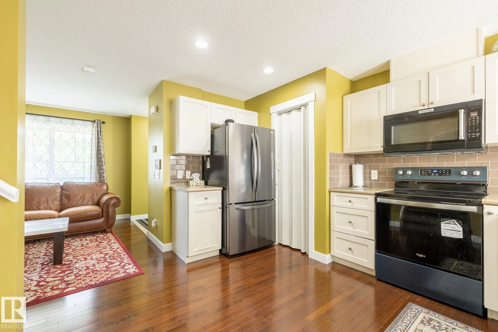 512 Chappelle Drive