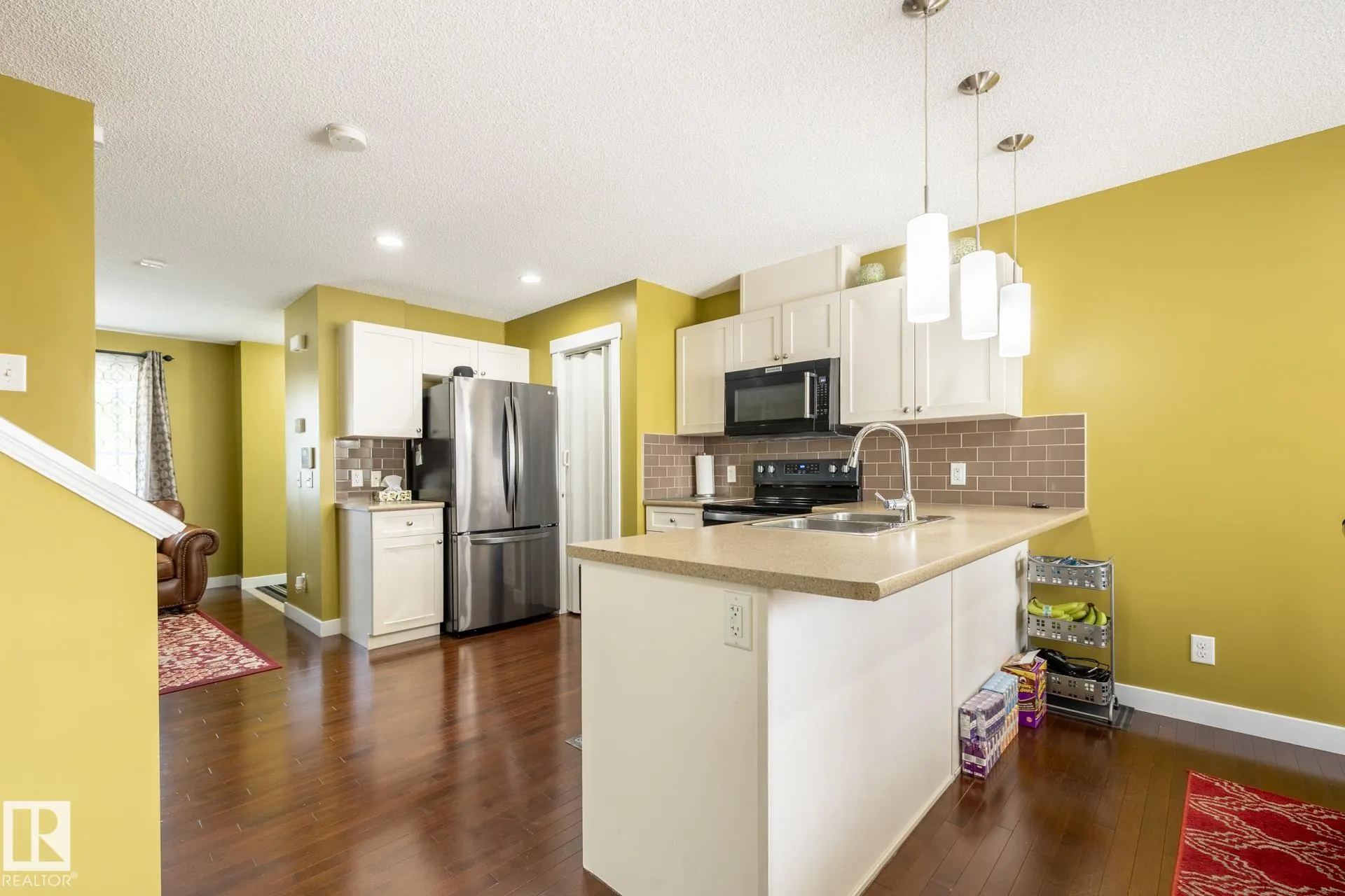 512 Chappelle Drive
