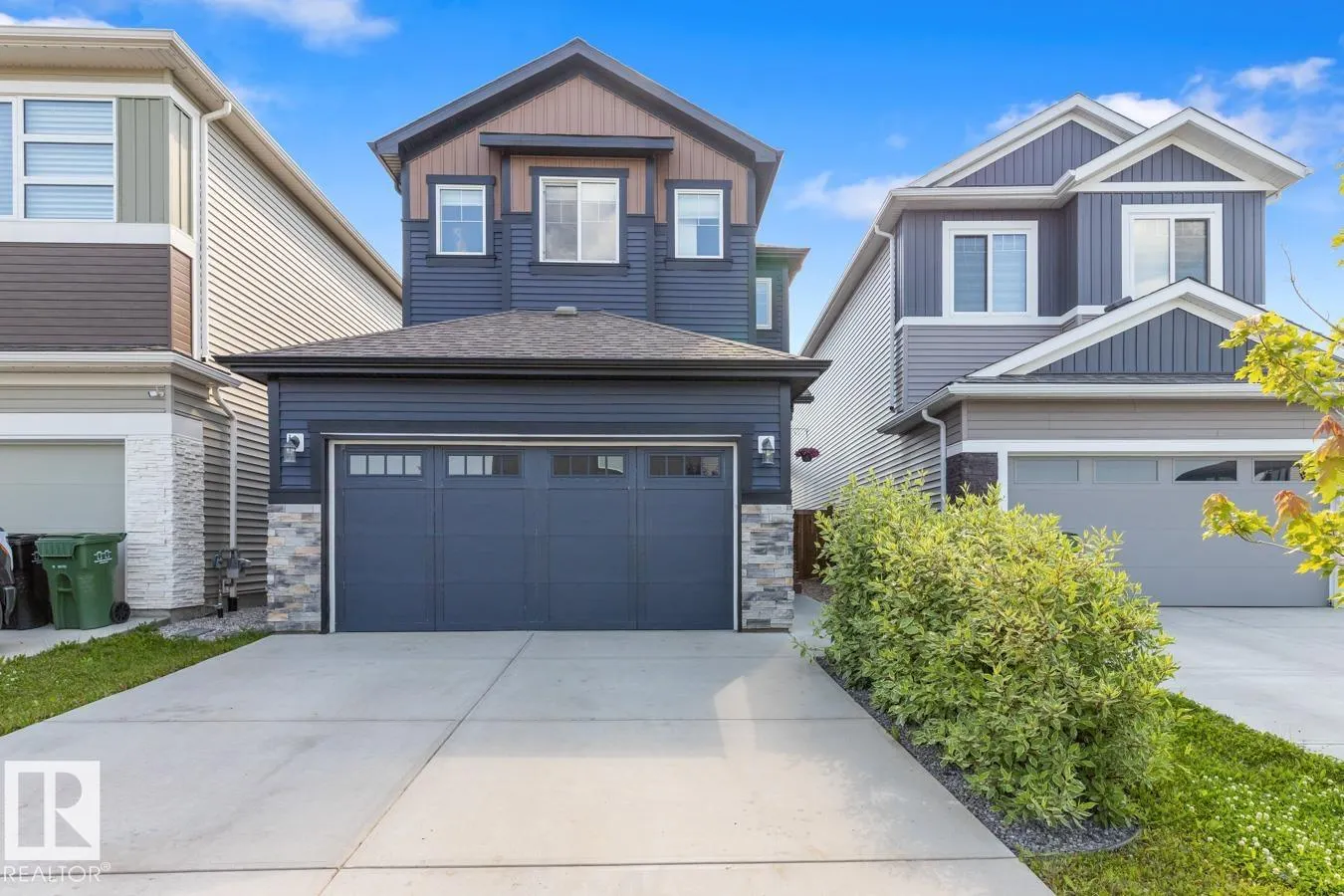 1009 BERG Place