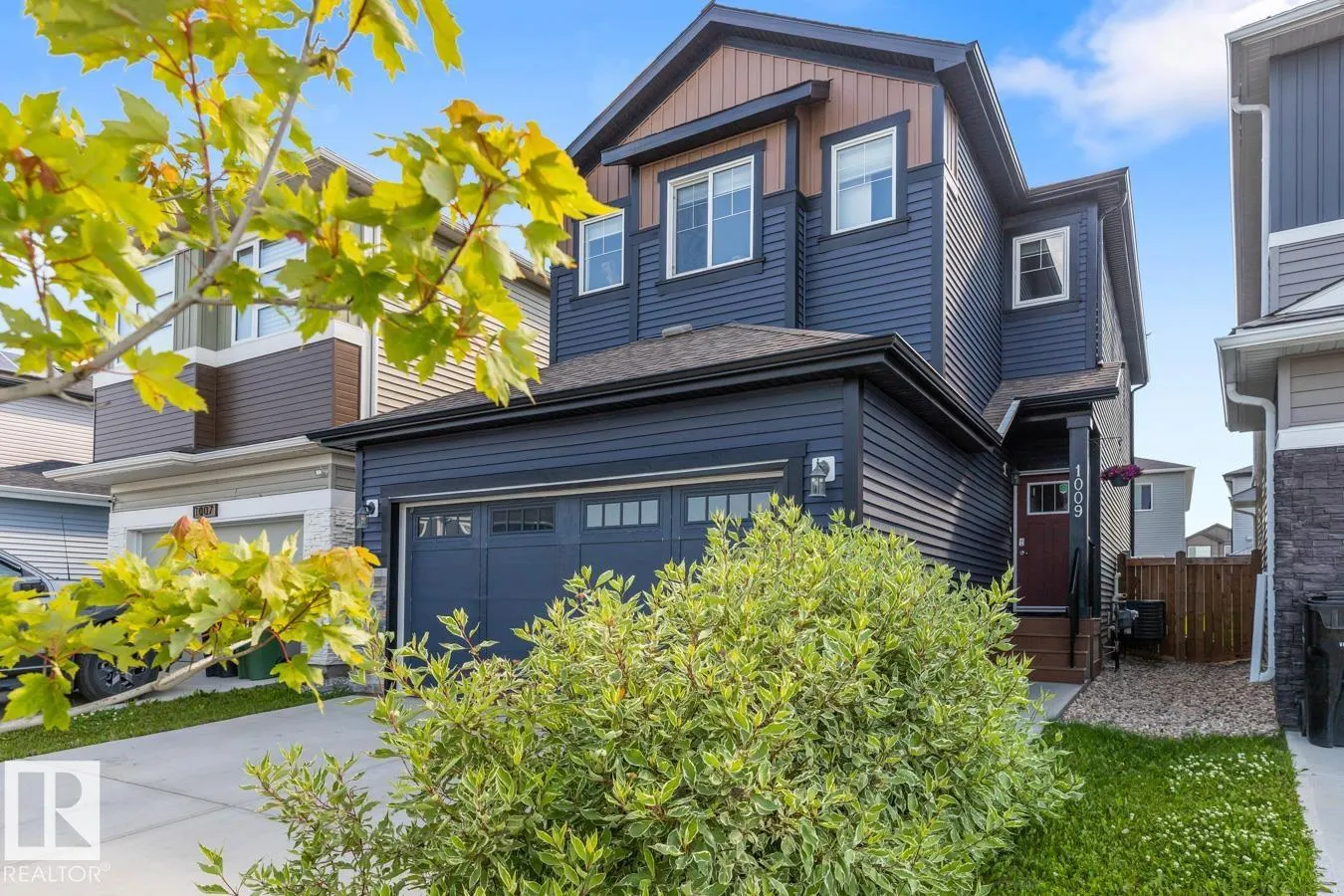 1009 BERG Place