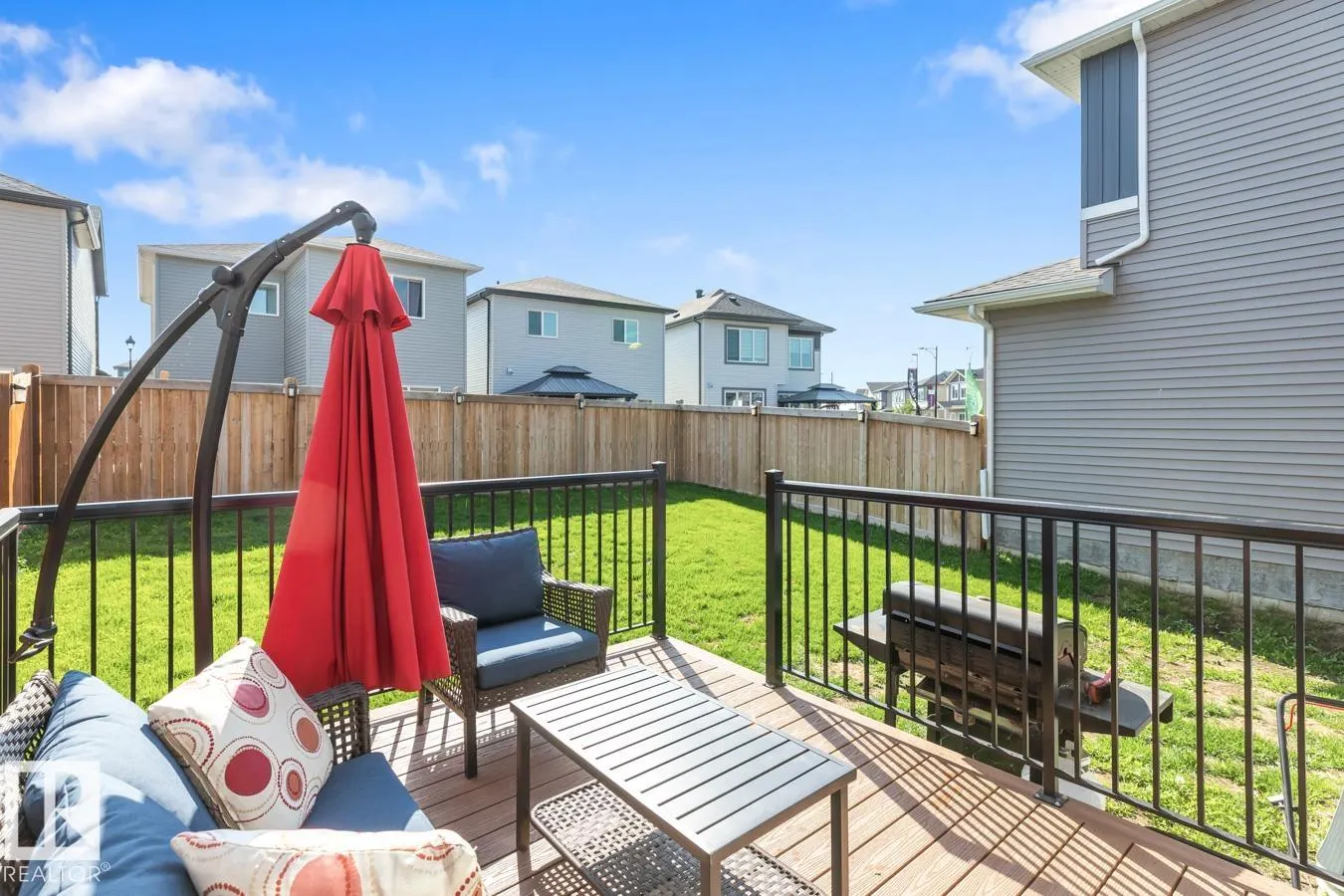1009 BERG Place