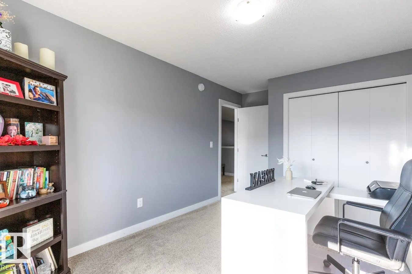 1009 BERG Place