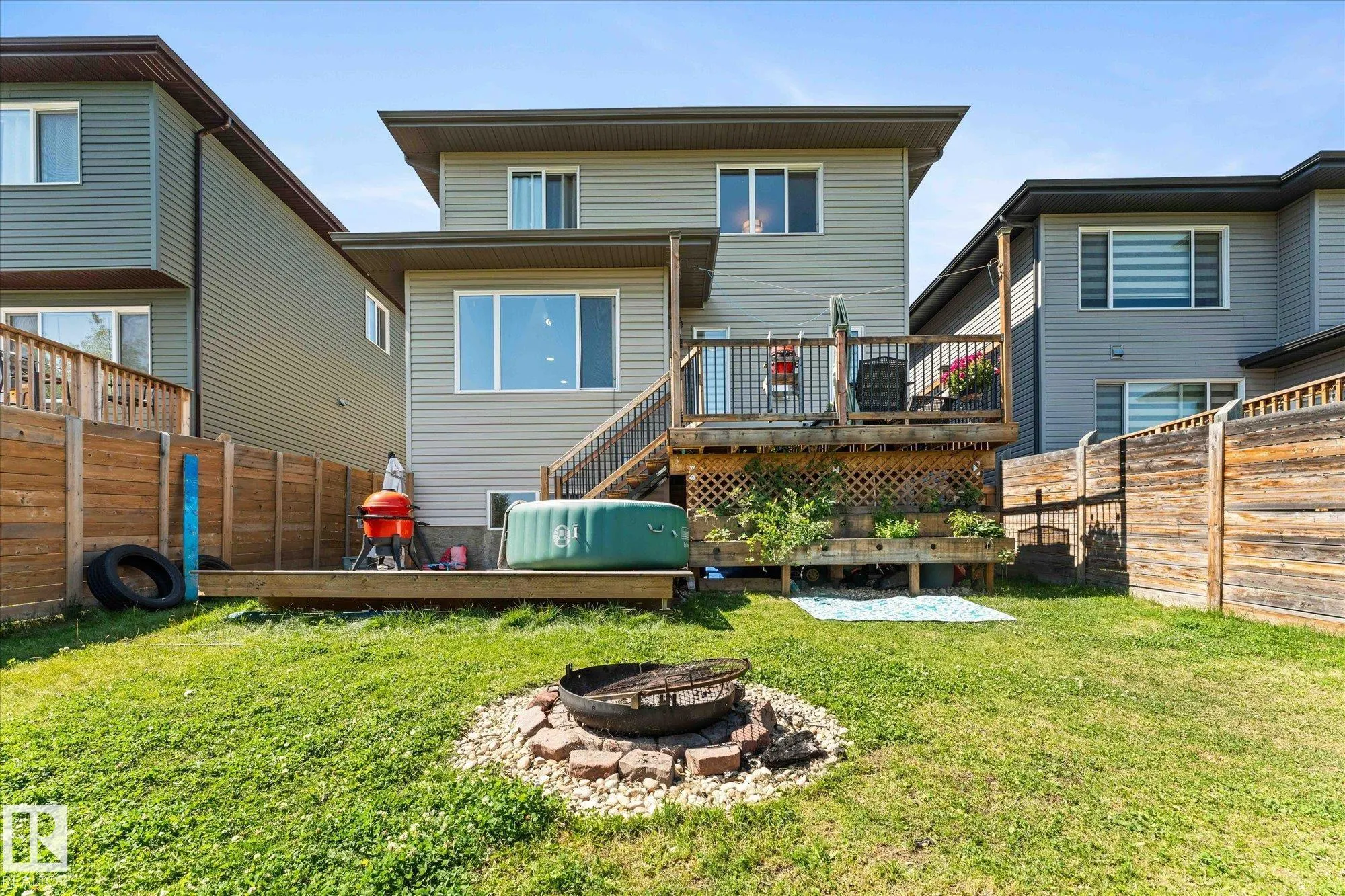 66 KENSINGTON Close