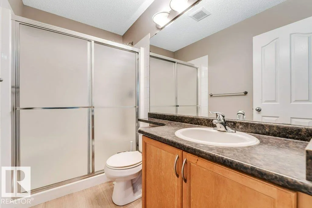 123 CHAMPLAIN Place
