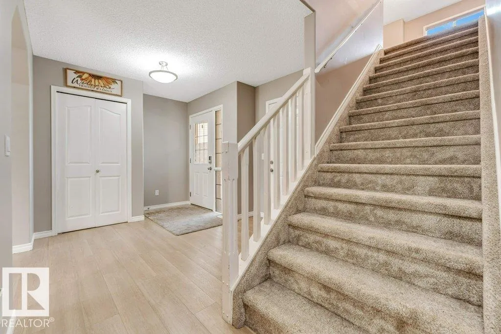 123 CHAMPLAIN Place
