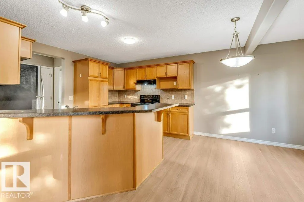123 CHAMPLAIN Place