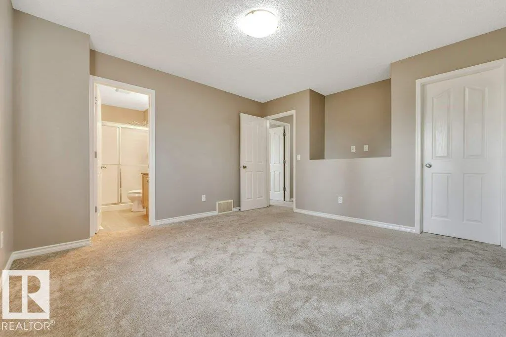 123 CHAMPLAIN Place